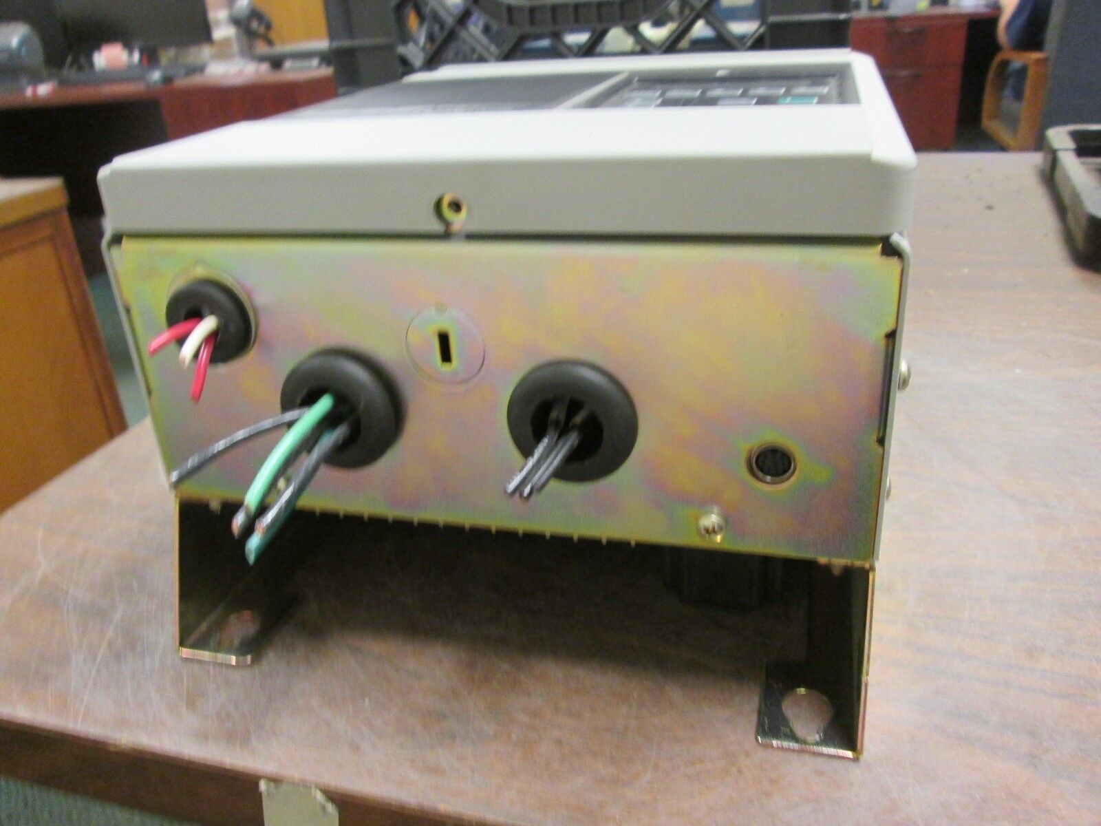 Allen-Bradley 1336 Plus AC Drive w/ L6 Board 1336S-BRF15-AE-DE 1.5HP Used