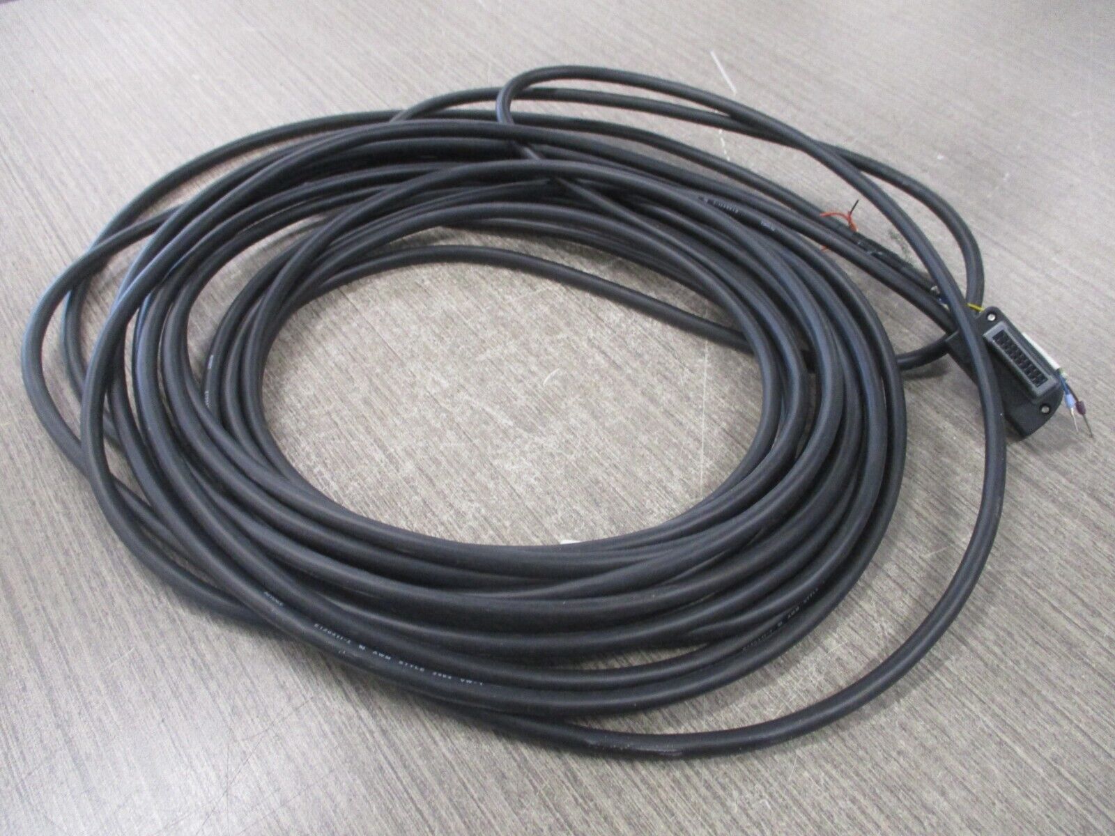 Keyence PNP Output Cable SZ-P10PS 10m Used