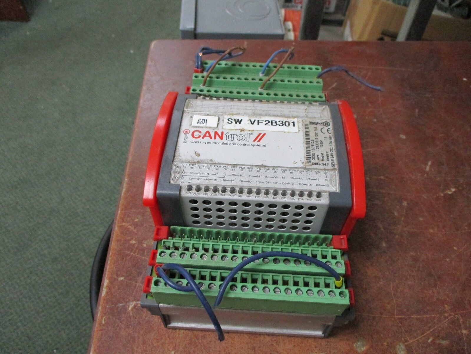 Berghof Control QDIO 16/16-0.5 Model 13351 24VDC 12A Used