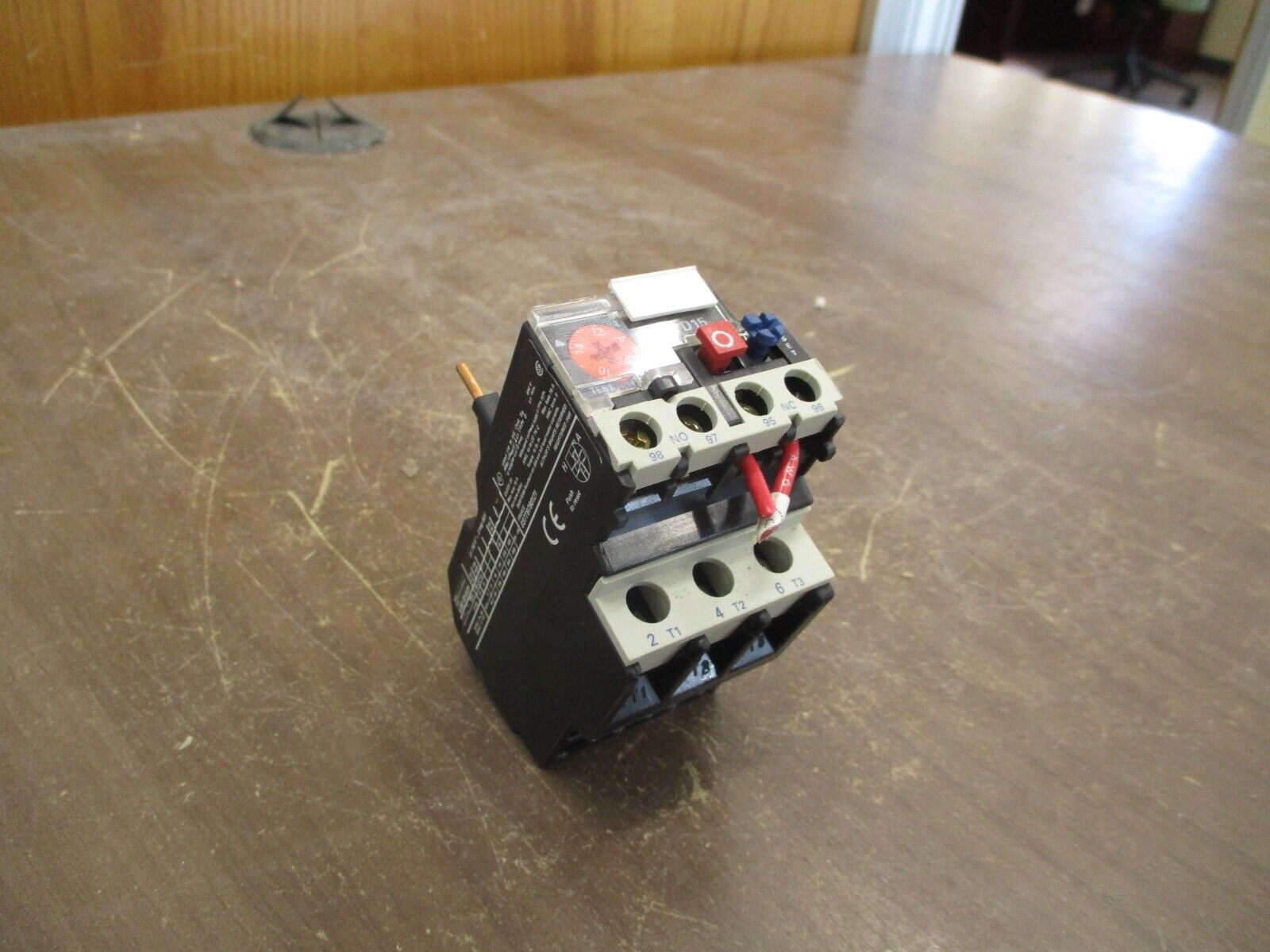 Telemecanique Solid State Overload LR2 D1521 Trip: 12-18A 600V Used