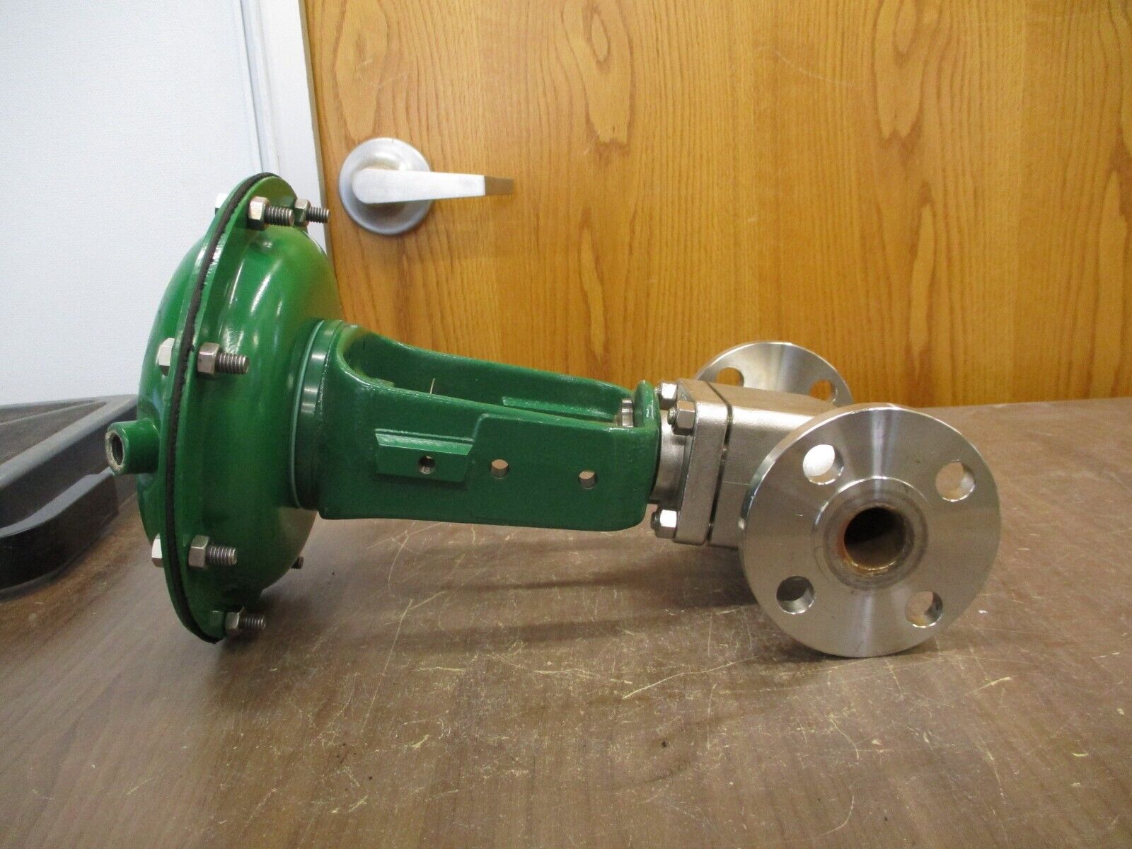 Baumann Control Valve 24677SVF 3-13PSI Used