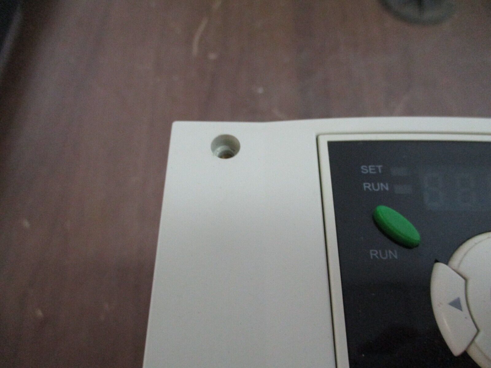 Benshaw RSi GX Series AC Drive RSi-005-GX-2 5HP 3Ph *Missing Cover Screw* Used