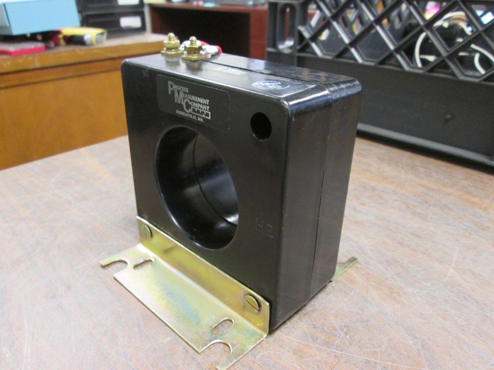 PMC Current Transformer 180 SHT-101 Ratio 100:5A 600V 50-400Hz 10KV BIL Used