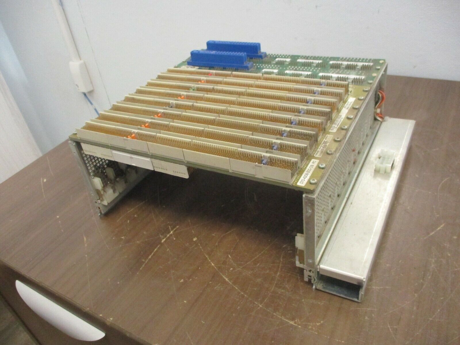 Tracewell Systems CPCI Chassis 511-1500-F00-00 Rev. R3 90-264VAC 6.3A 47-63Hz
