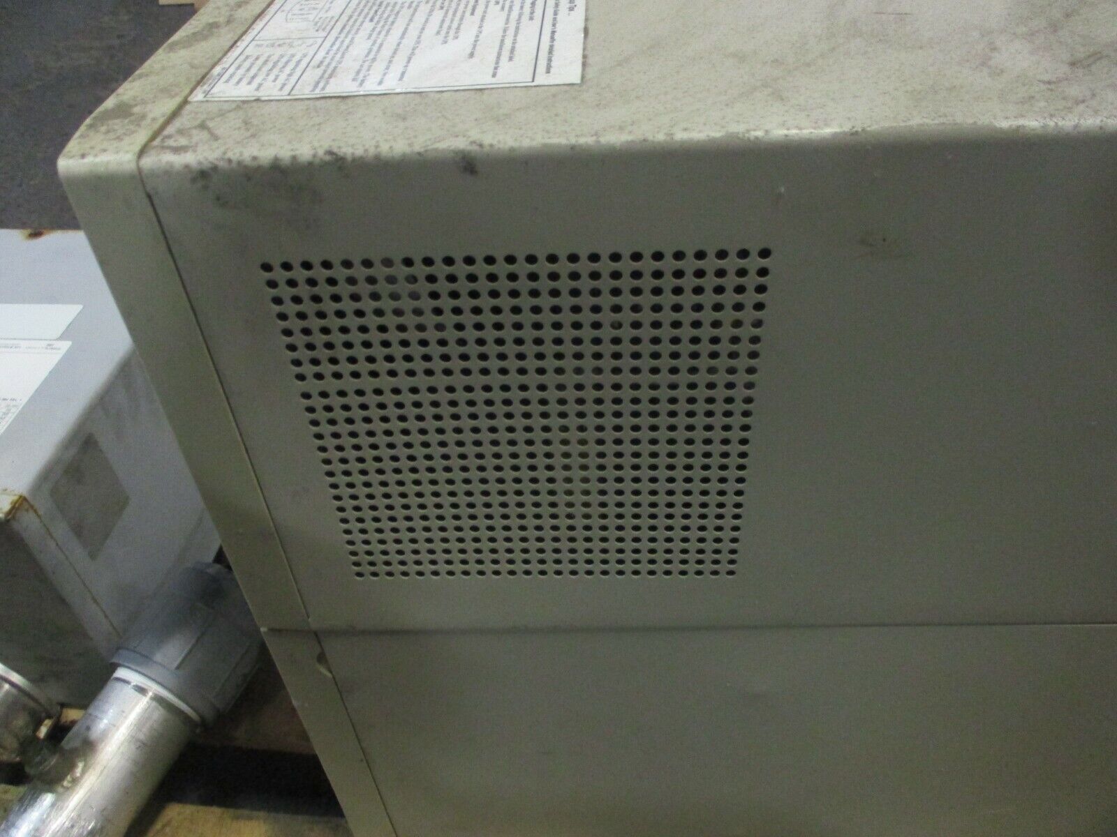 APC Smart-UPS 2200 SU2200NET 2200VA 1600W Used