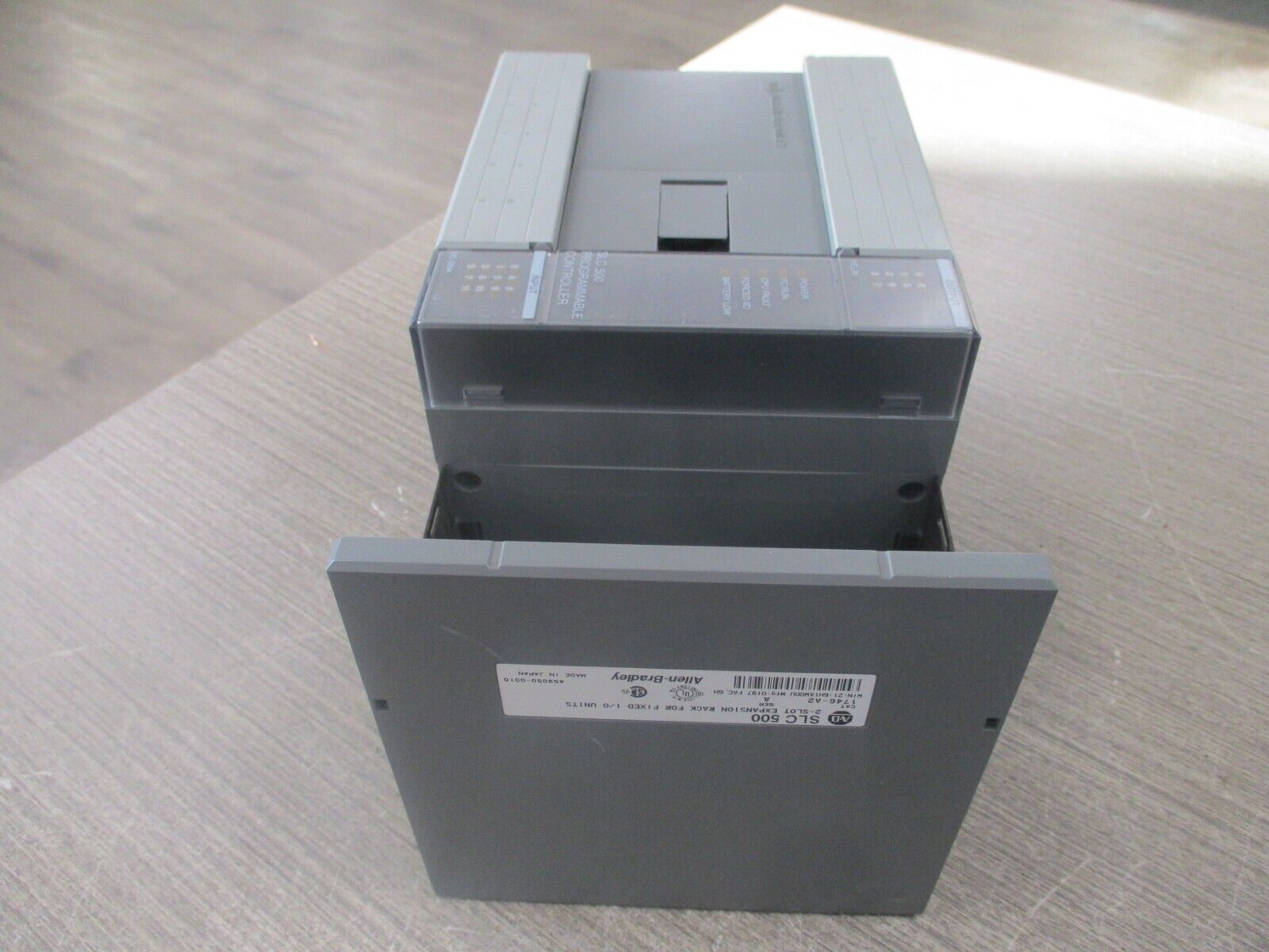 Allen-Bradley SLC 500 Processor Unit 20 I/O 1747-L20C Ser. C FRN 6 w/2-Slot Rack