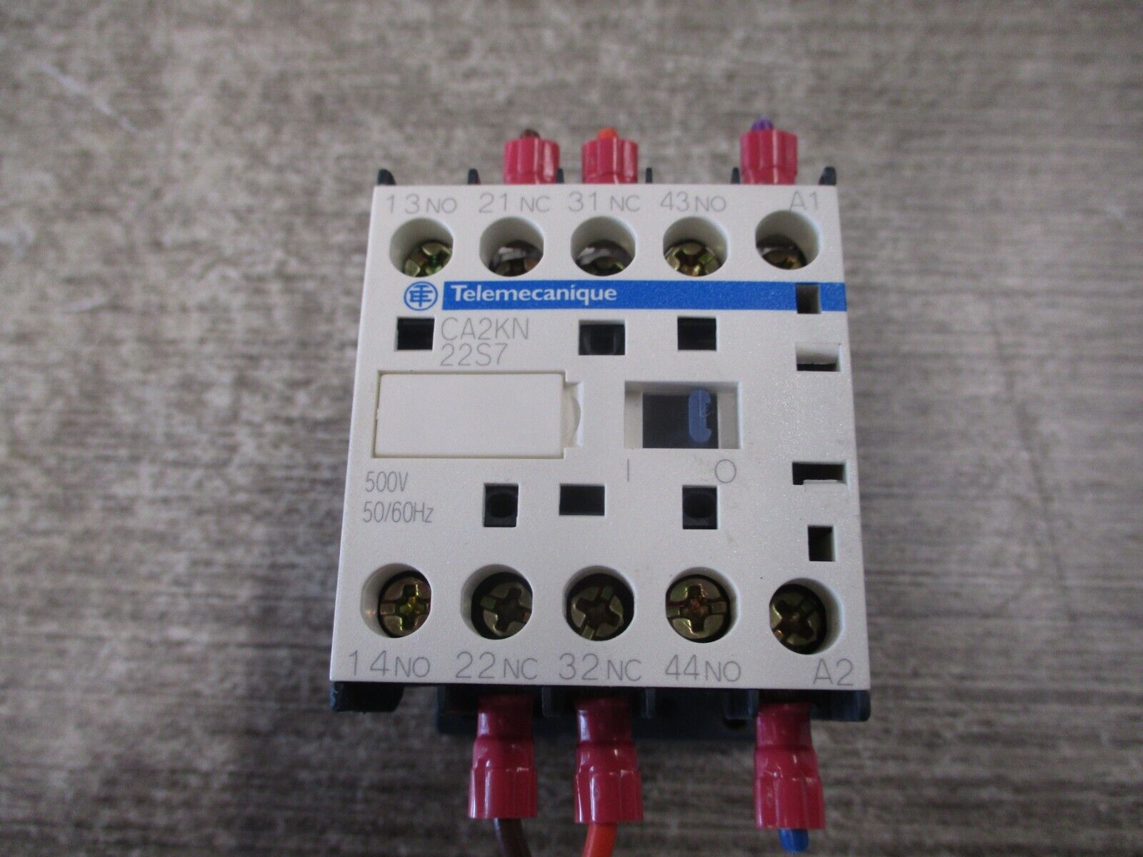 Telemecanique Contactor CA2KN 22S7 500V 50/60Hz Used
