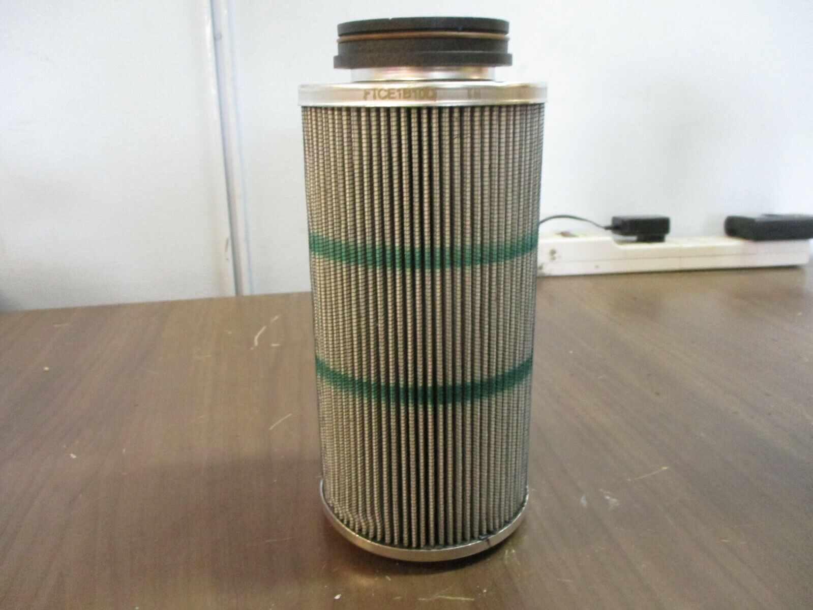 Parker Filter Element FTCE1B10Q TH New Surplus
