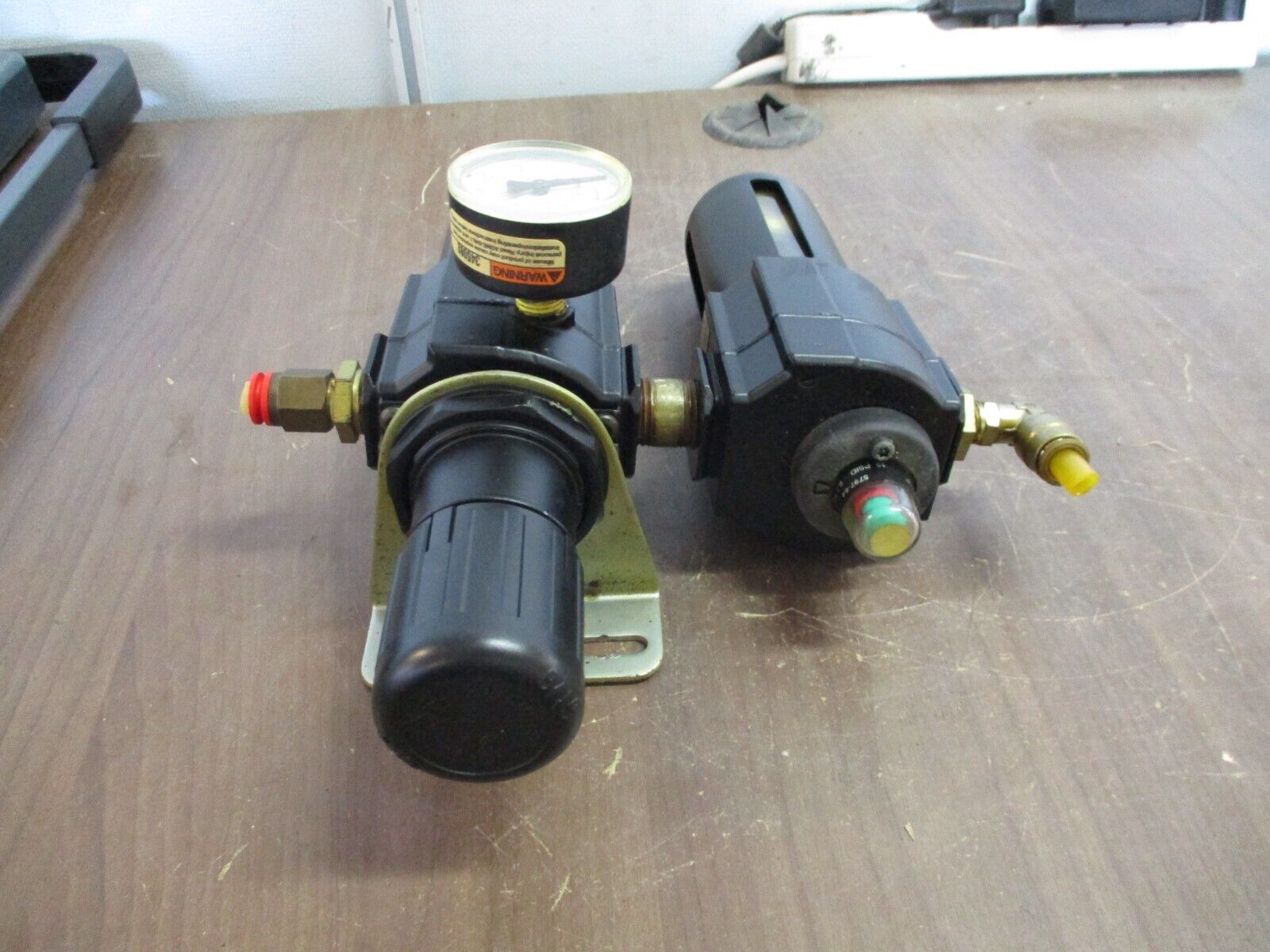 Speedaire Filter Regulator 4ZL01 / 4ZL46 160PSIG Used