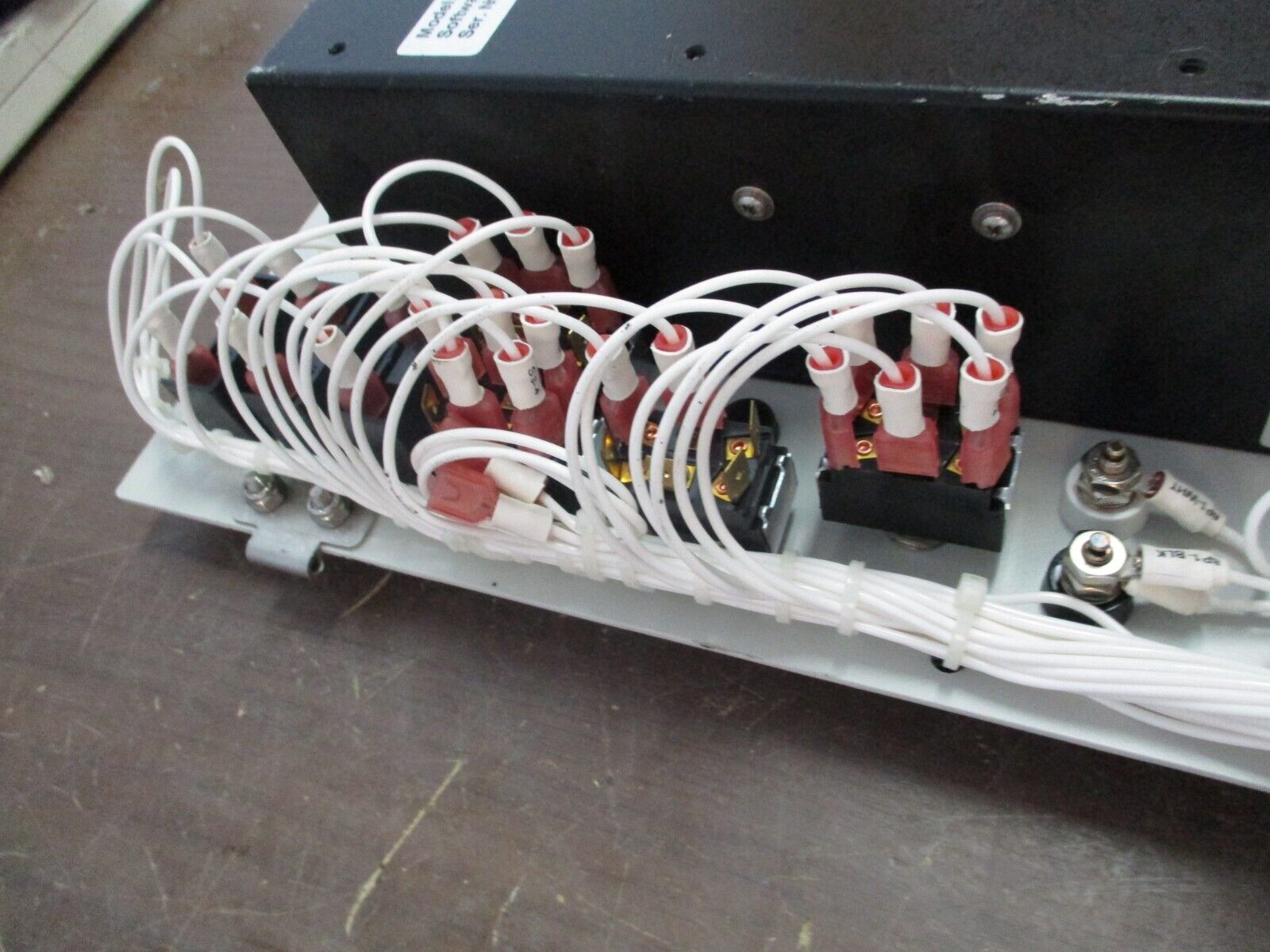 GE GE-2011 Voltage Regulator Control GE-2011C-6SL S/W: D-0146V08.10.07 Used