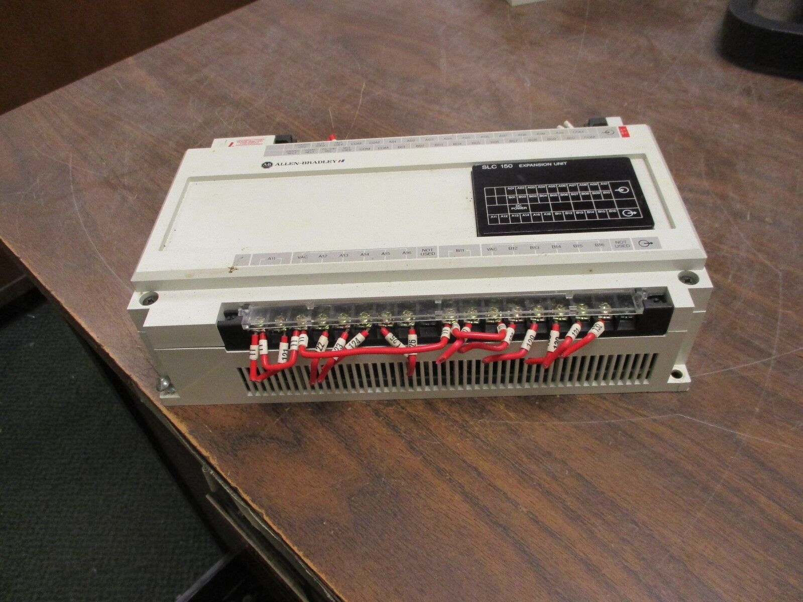 Allen-Bradley SLC 150 Expansion Unit 1745-E151 Ser B Broken Mounting Foot* Used