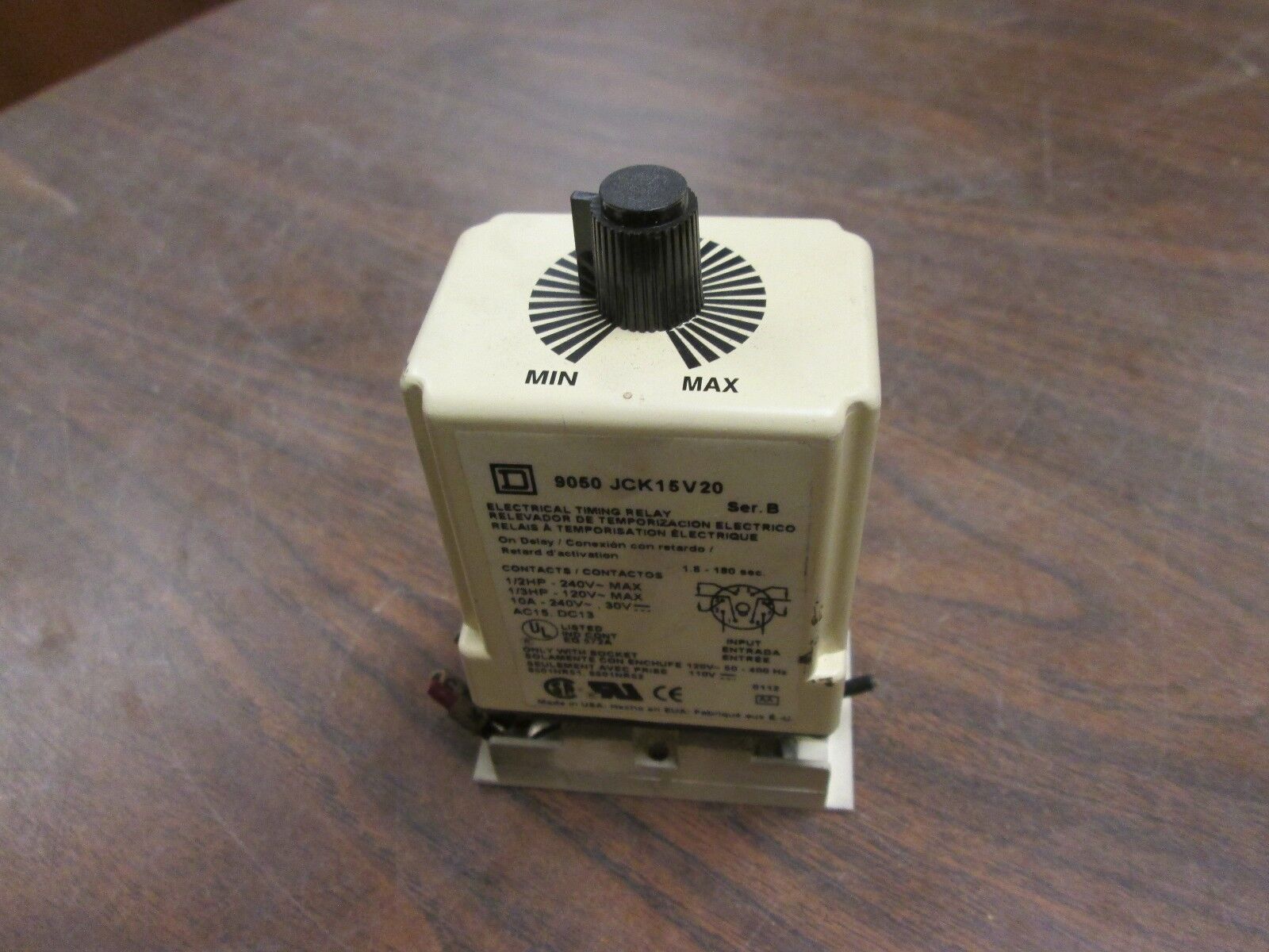 Square D Timing Relay 9050 JCK15V20 Range: 1.8-180 Sec Used