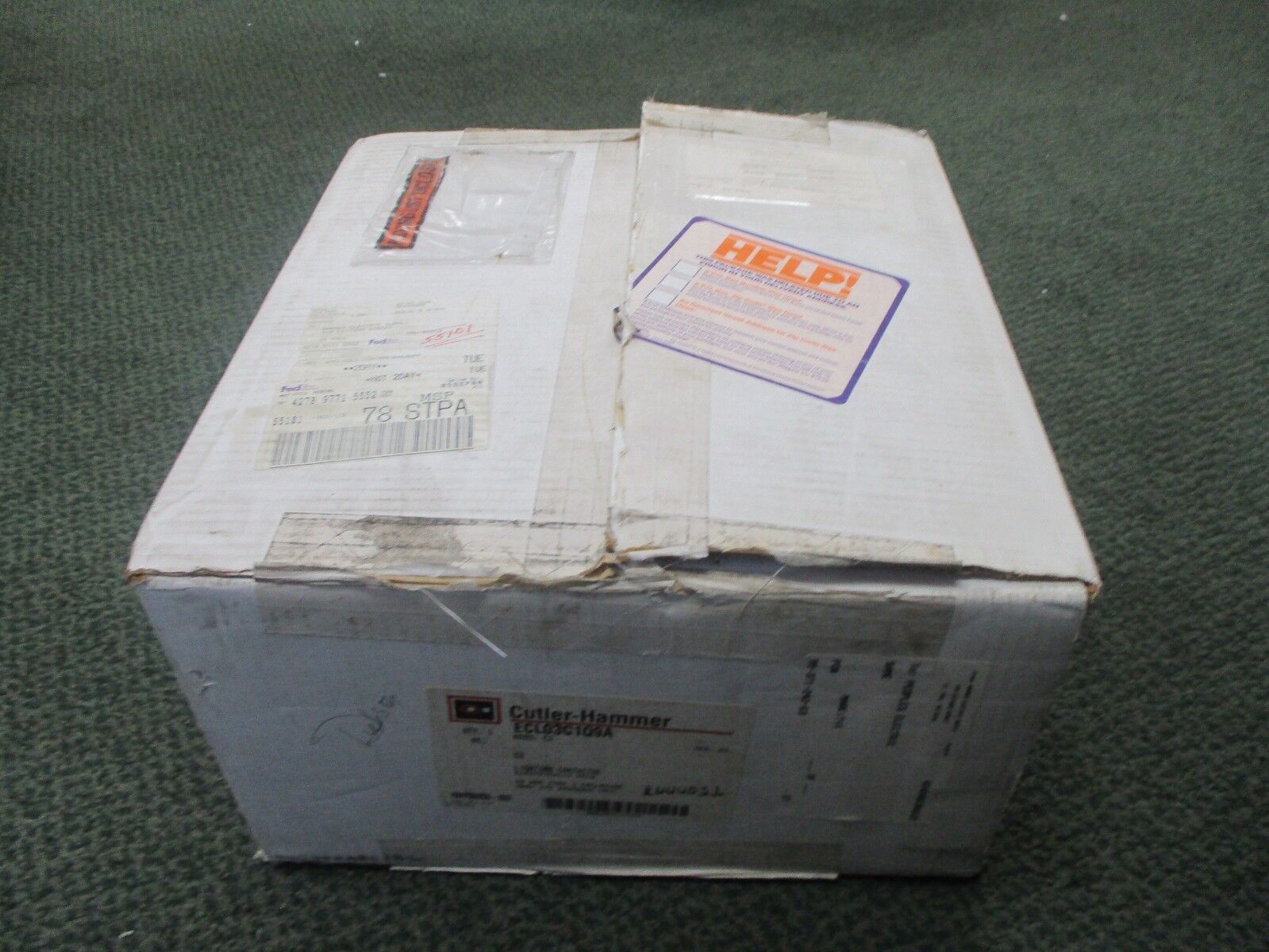 Cutler-Hammer Enclosed Lighting Contactor	ECL03C1Q9A 24V Coil 30A 208V
