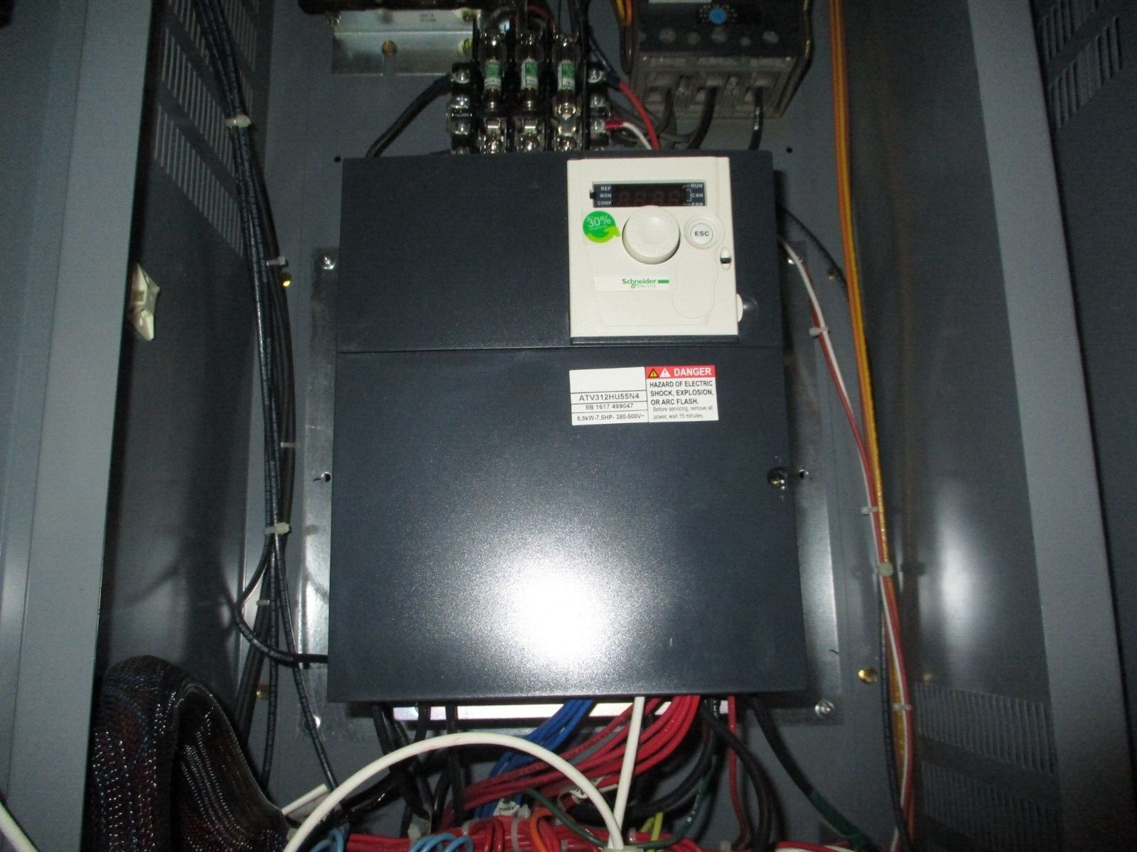 Square D Econoflex Altivar AC Drive w/ Bypass 8839 58EGG4VY Ser. A 7.5HP 3Ph