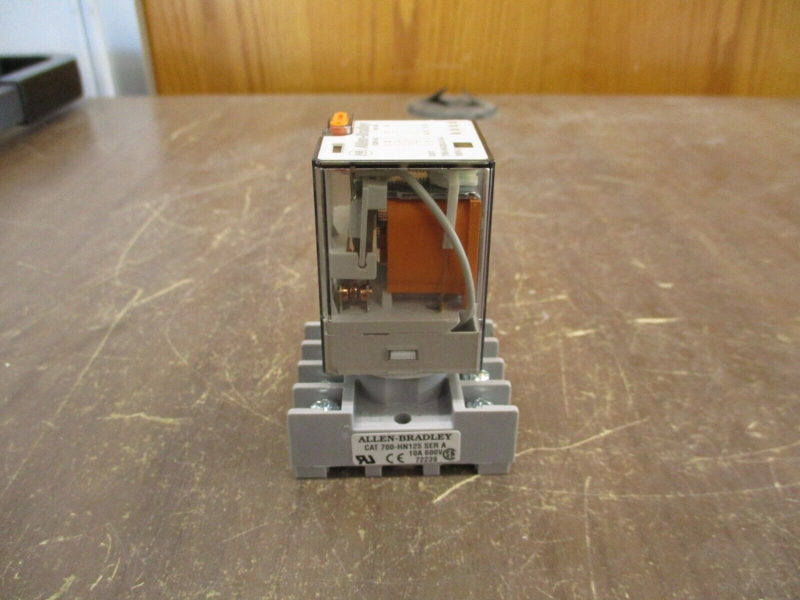 Allen-Bradley Relay 700-HA32A1-3-4 Ser. D 120V Coil w/ Base Used