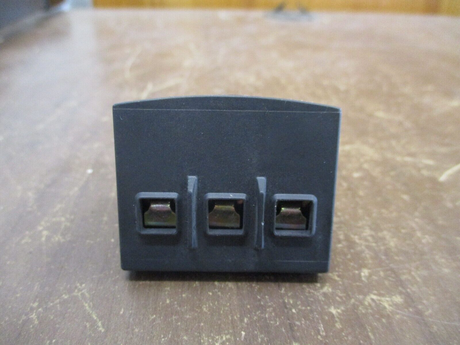 Bussmann Buss Terminal OPMNGSA009 63A 600V Used