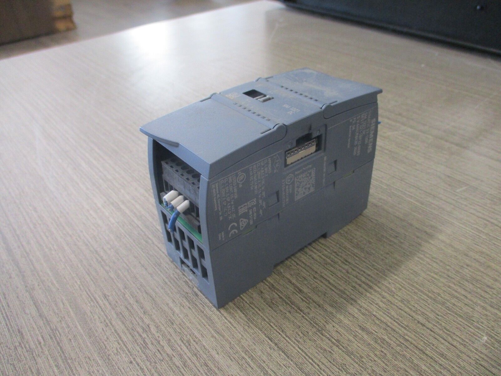 Siemens Simatic S7-1200 Digital Input Module 6ES7 221-1BF32-0XB0 8x24VDC Used.