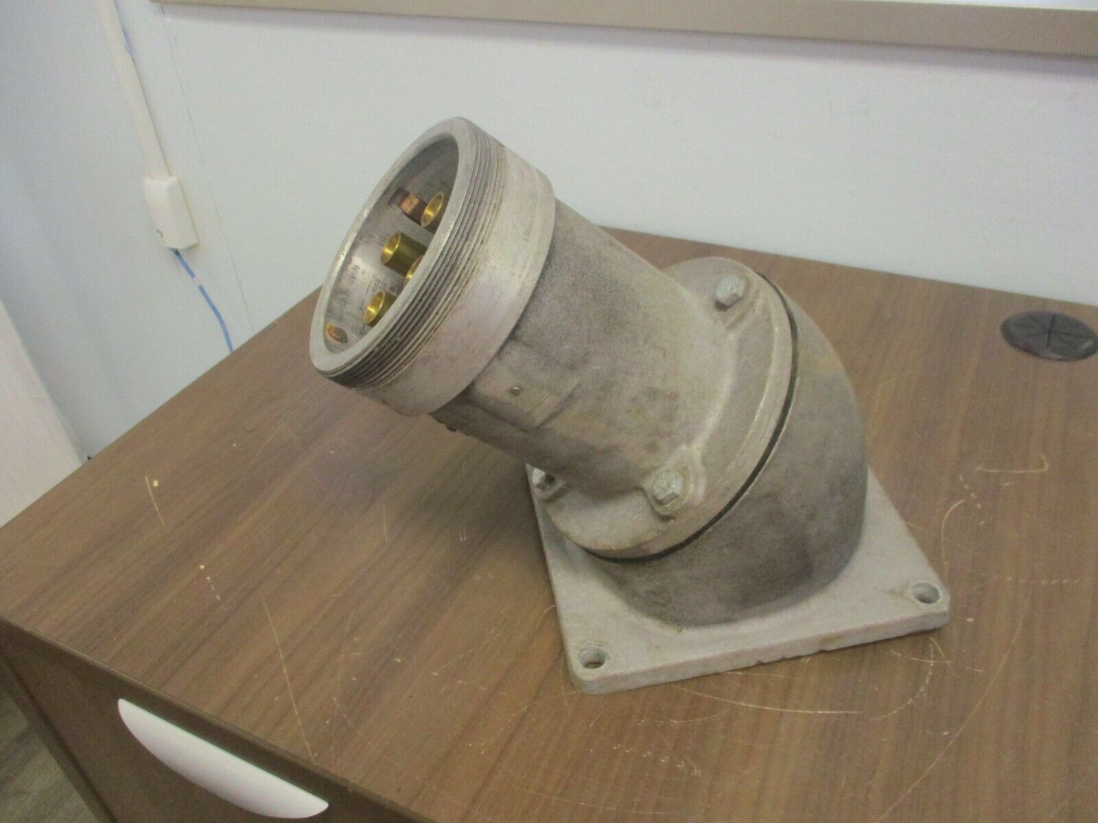 Crouse-Hinds Arktite Reverse Service Receptacle AR2041 S4 S22 200A 600V 4W 4P