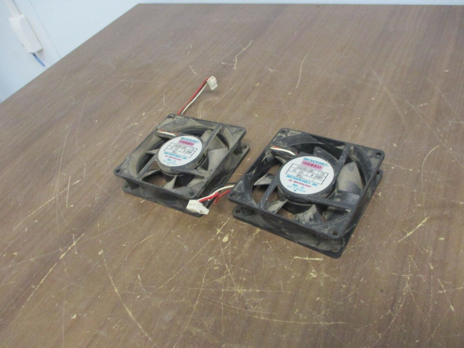 Mechatronics Brushless Fan E9225X12B1 12VDC 0.550A Used **Lot of 2**