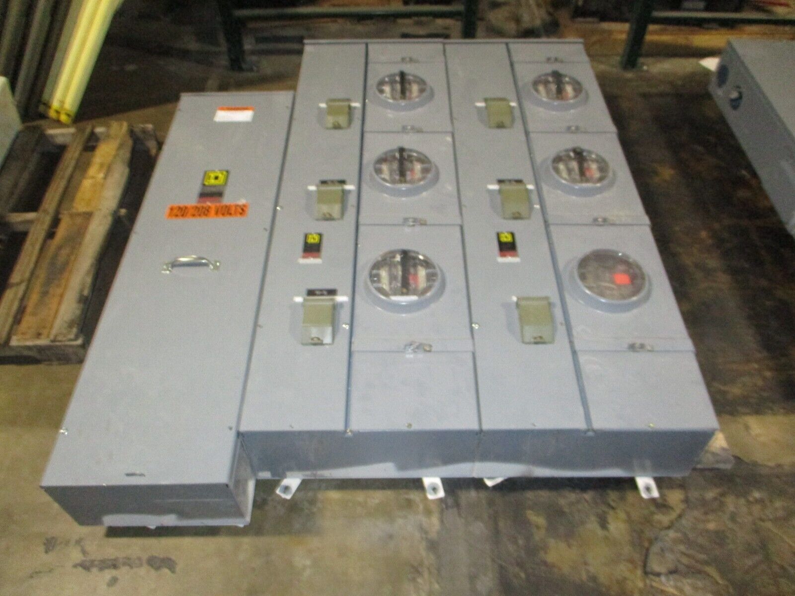 Square D 3R EZM Meter Center w/ Terminal Box EZM743200R / EZM4800TBR 6-Position