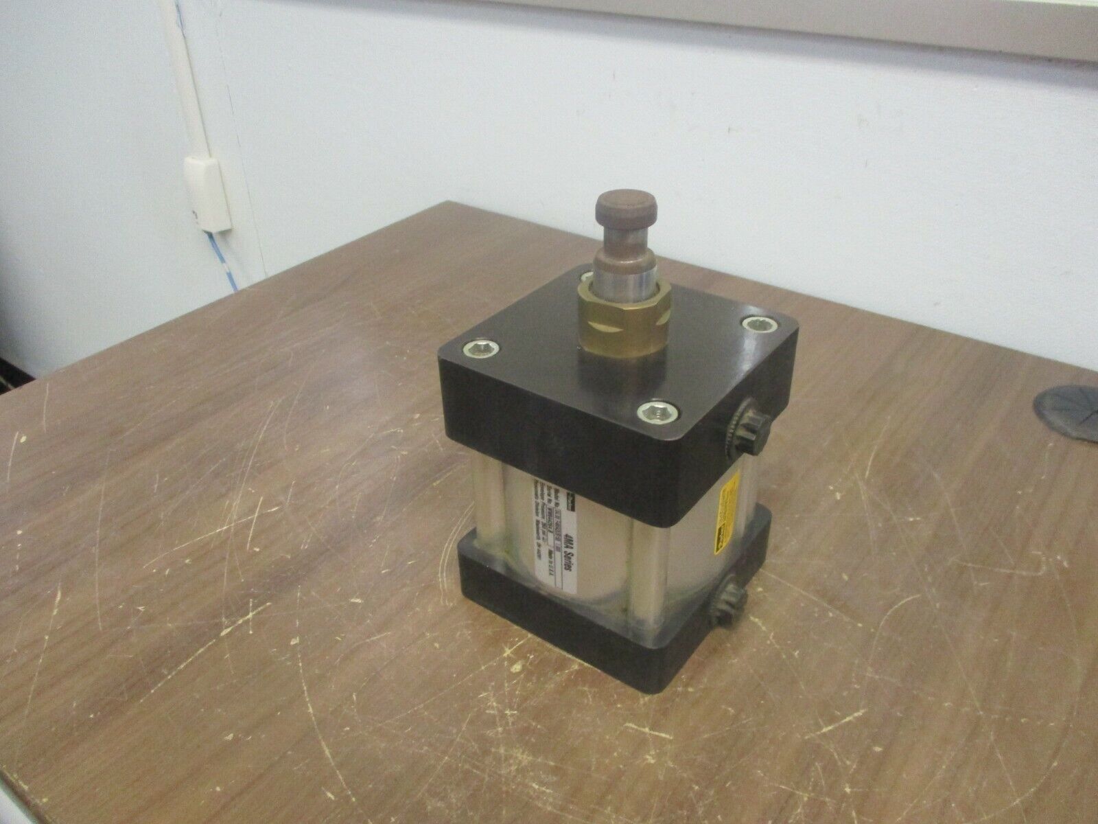 Parker 4MA Series Air Cylinder 04.00 F4MA2US155 1.000 250PSI Used