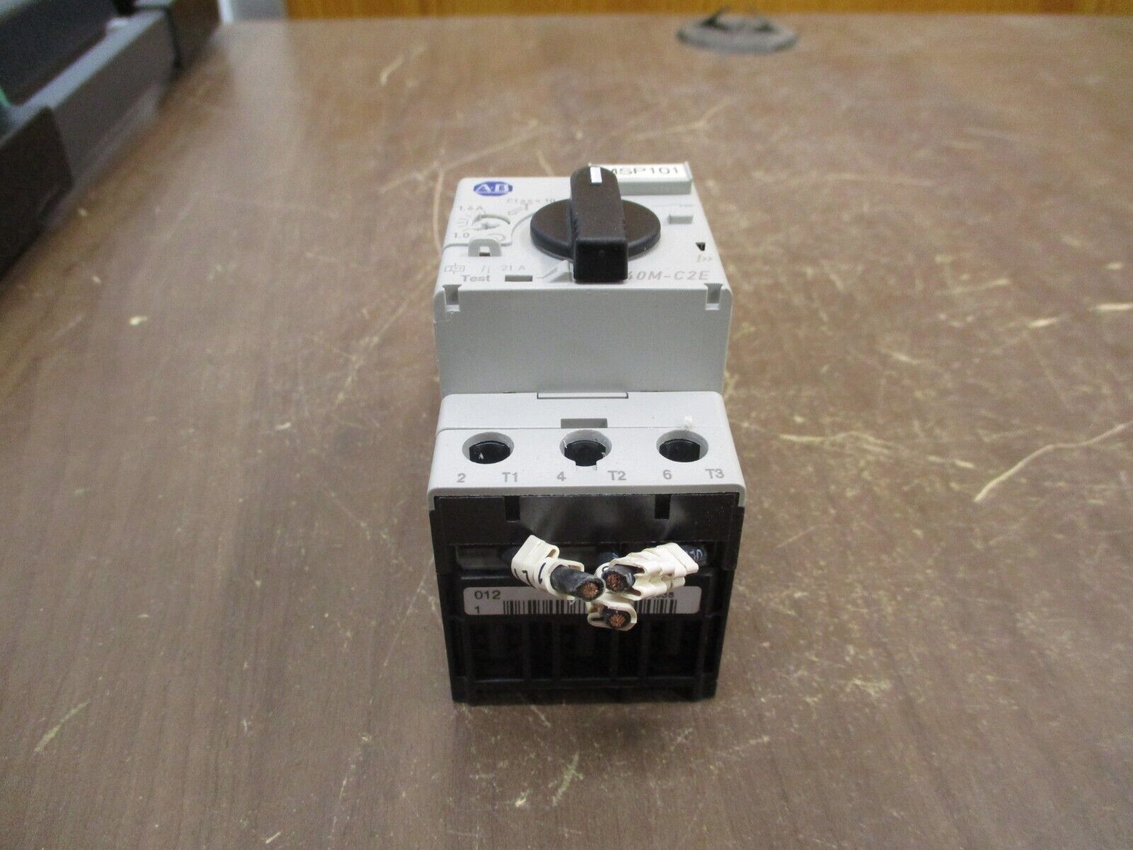 Allen-Bradley Manual Motor Protector 140M-C2E-B16 Ser. C Trip: 1.0-1.6A Used