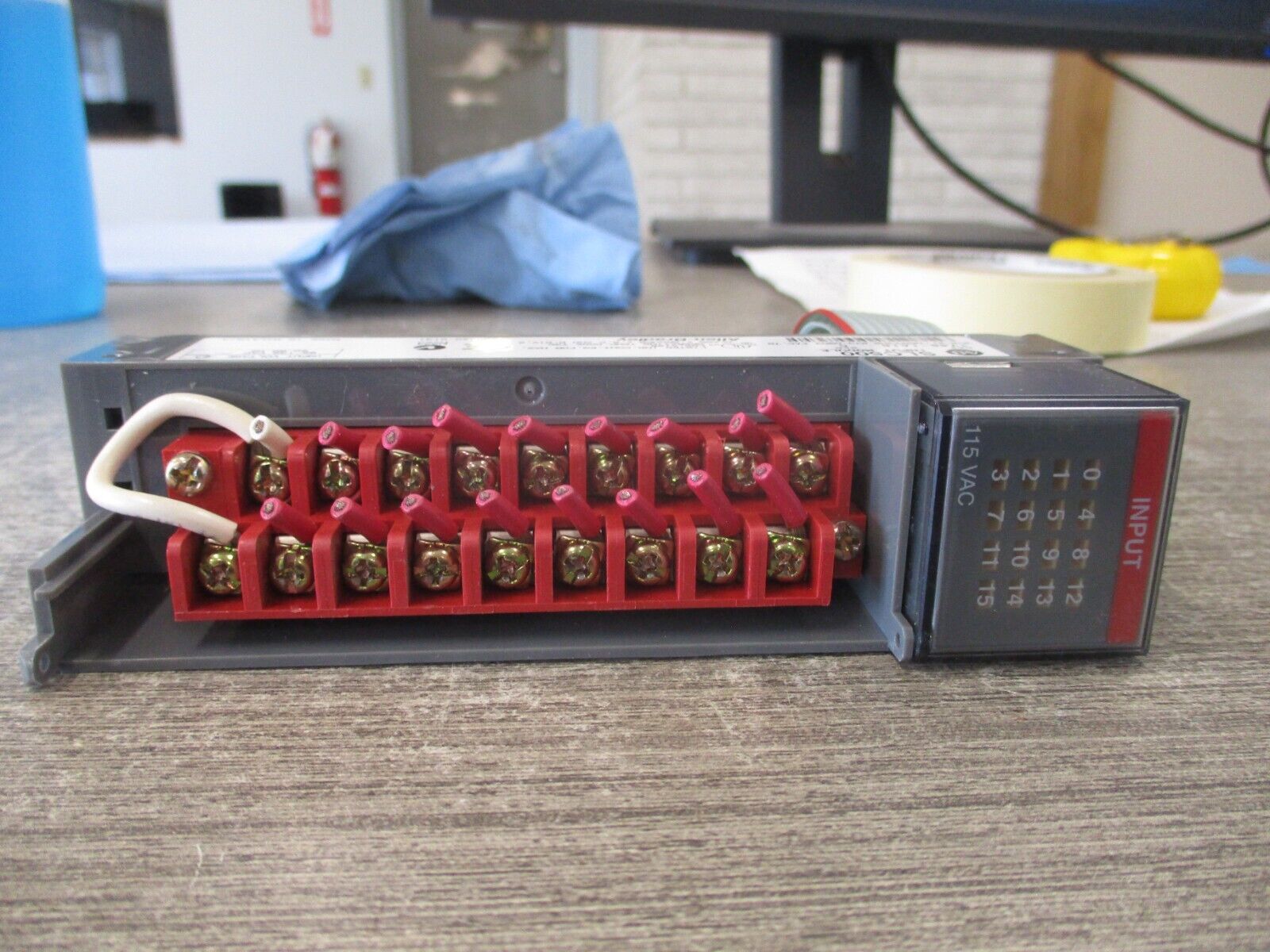 Allen-Bradley SLC500 Input Module 1746-IA16 85-132VAC 50/60Hz Ser. C Used