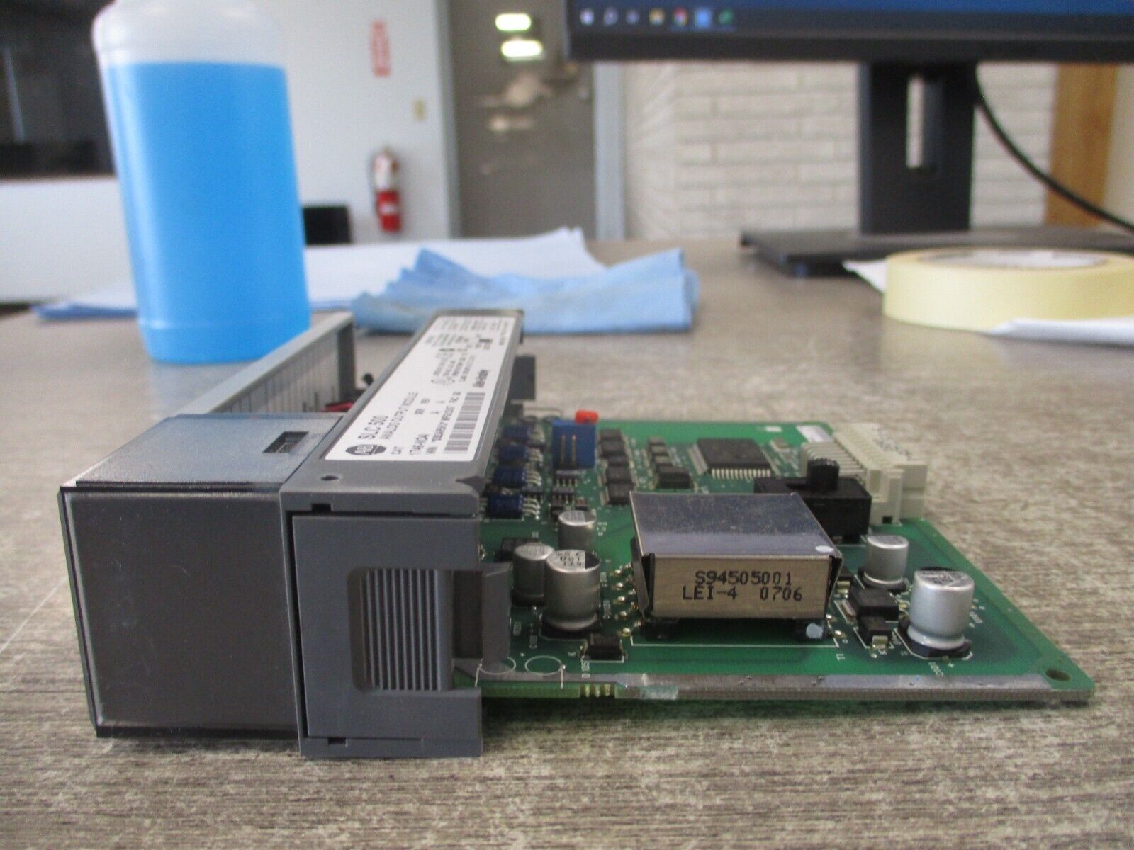 Allen-Bradley SLC500 Analog Output Module 1746-NO4I Ser. A Rev. A Used