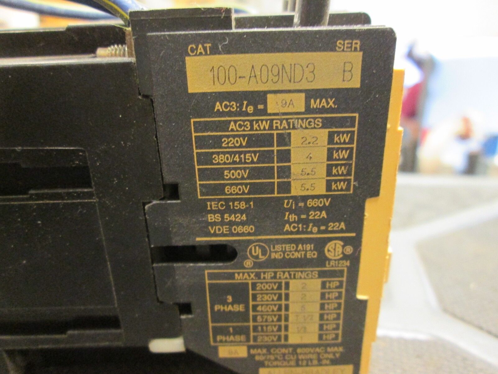 Allen-Bradley Contactor 100-A09ND3  9A  600V  120V Coil  **Lot of 2**  Used