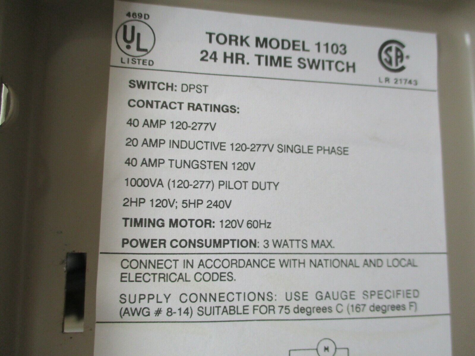 Tork 24Hr Time Switch 1103 Switch: DPST 40A 120-277V Motor: 120V 60Hz Used