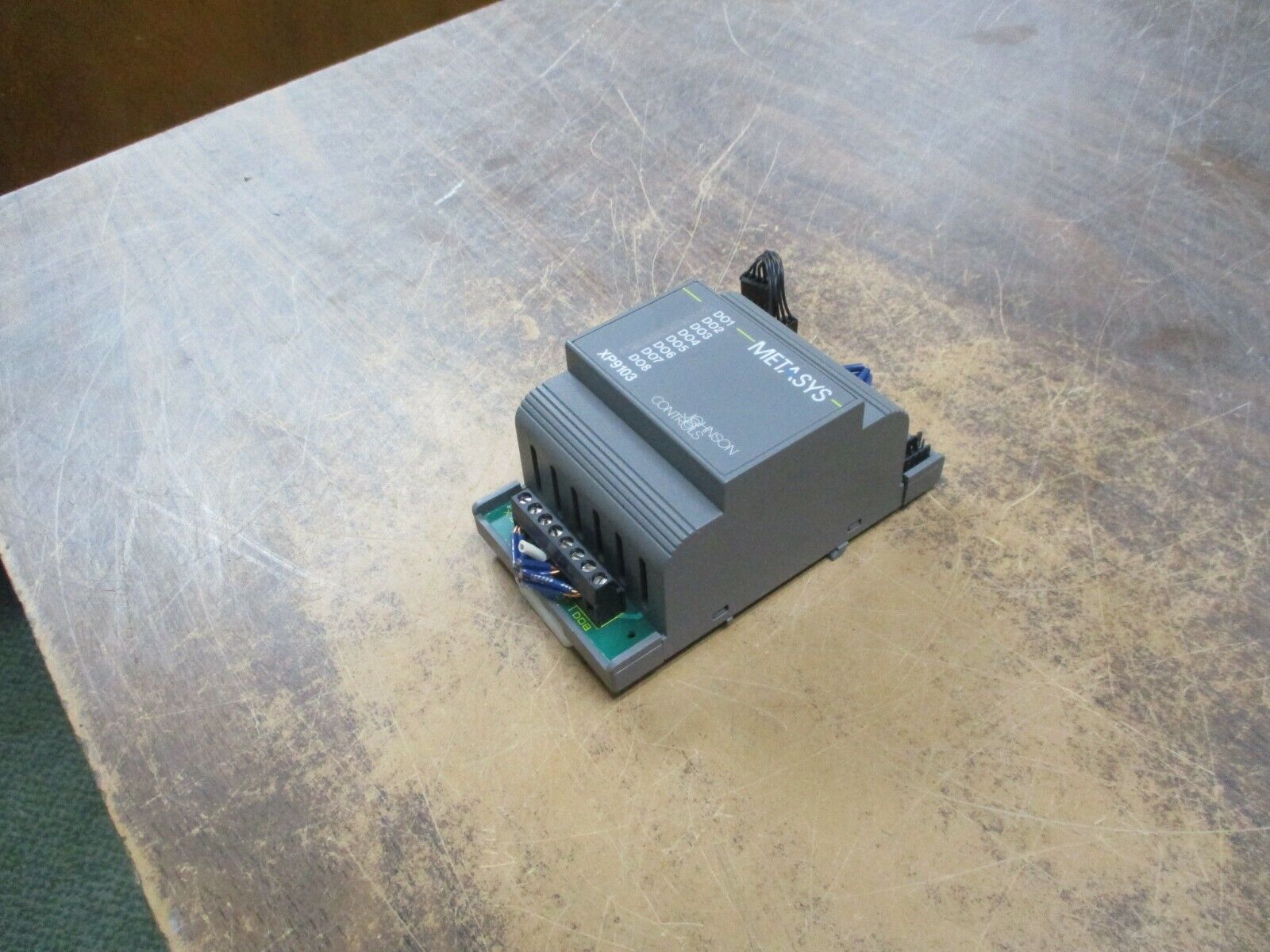 Johnson Controls Metasys XT9103 Extension Module XP-9103-8004 Used