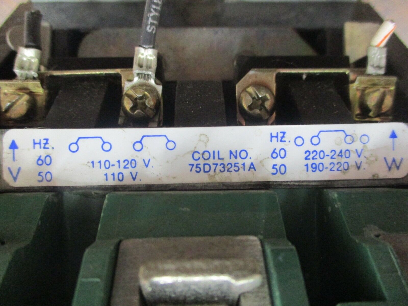 Furnas  Controller  42HF35AA  120A  600V  110-120/220-240V Coil  Used