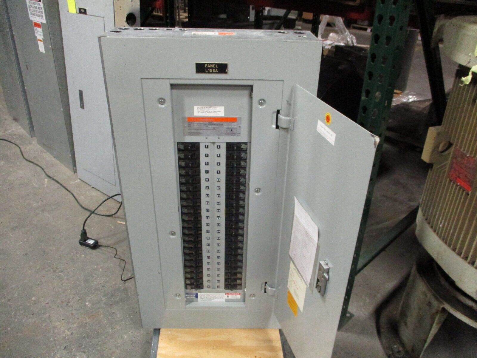 ITE Main Lug Breaker Panel UBA42-24L 225A Max 240V 3Ph Used