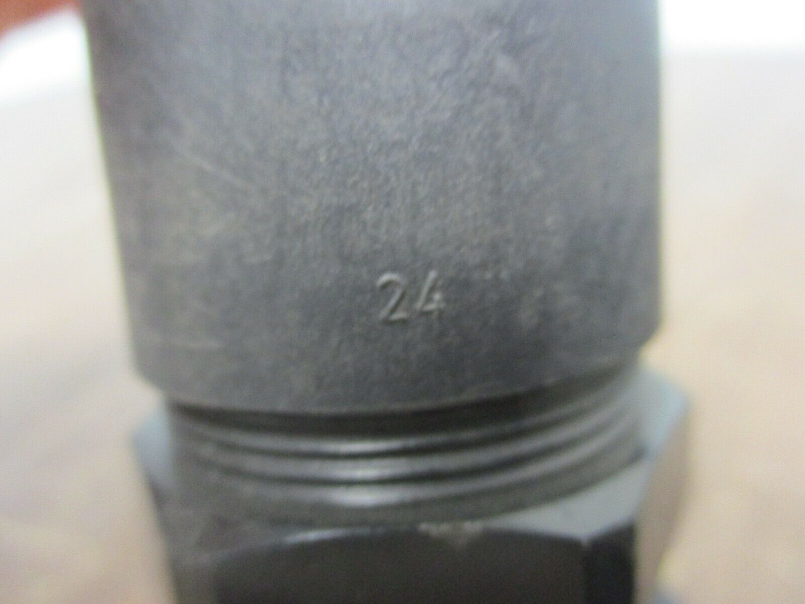 SOURIAU/BURNDY UTG Series Connector 24-5 5-Pin Used