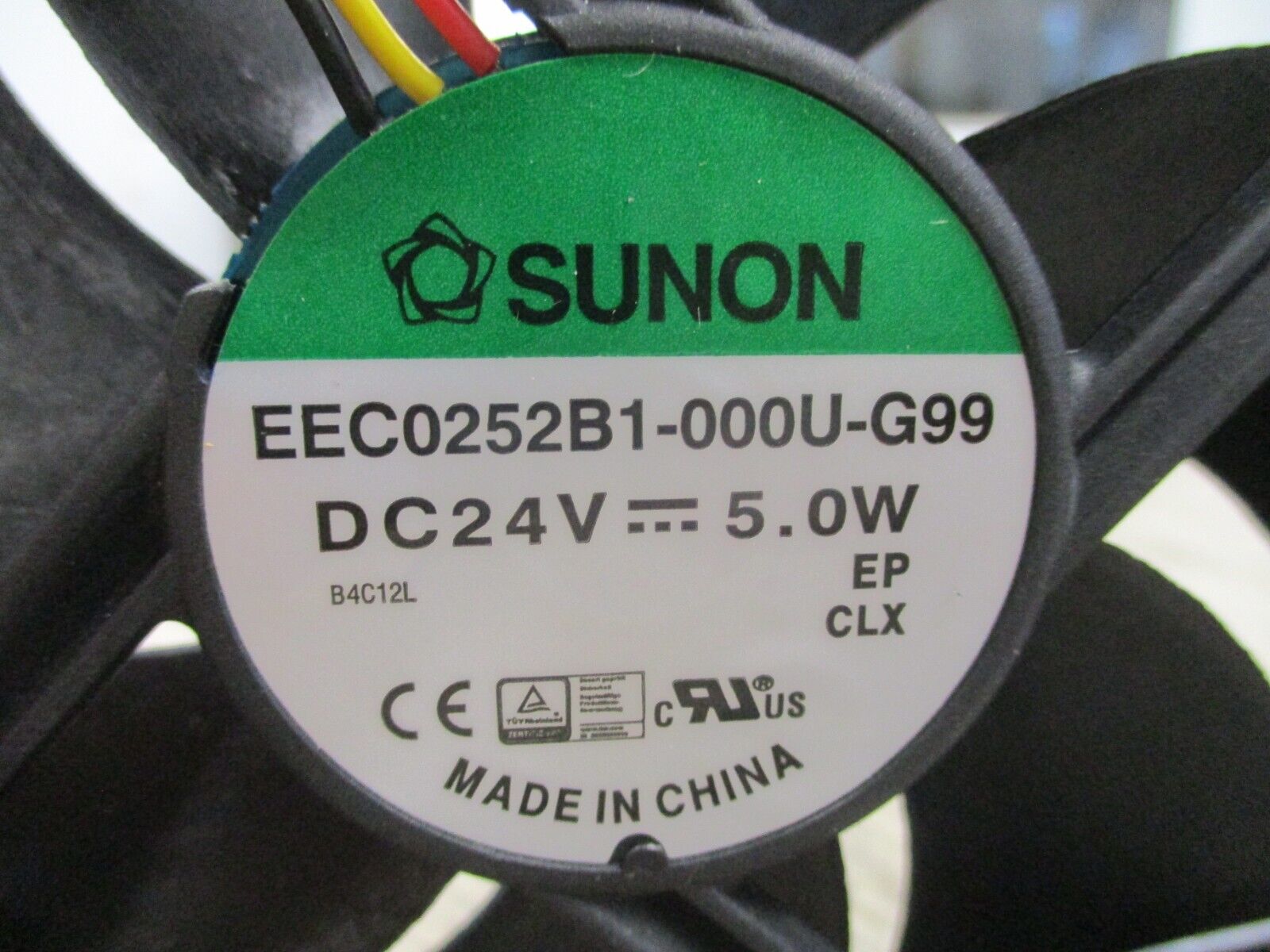 Sunon Axial Fan EEC0252B1-000V-G99 24VDC 5W *No Box* New Surplus