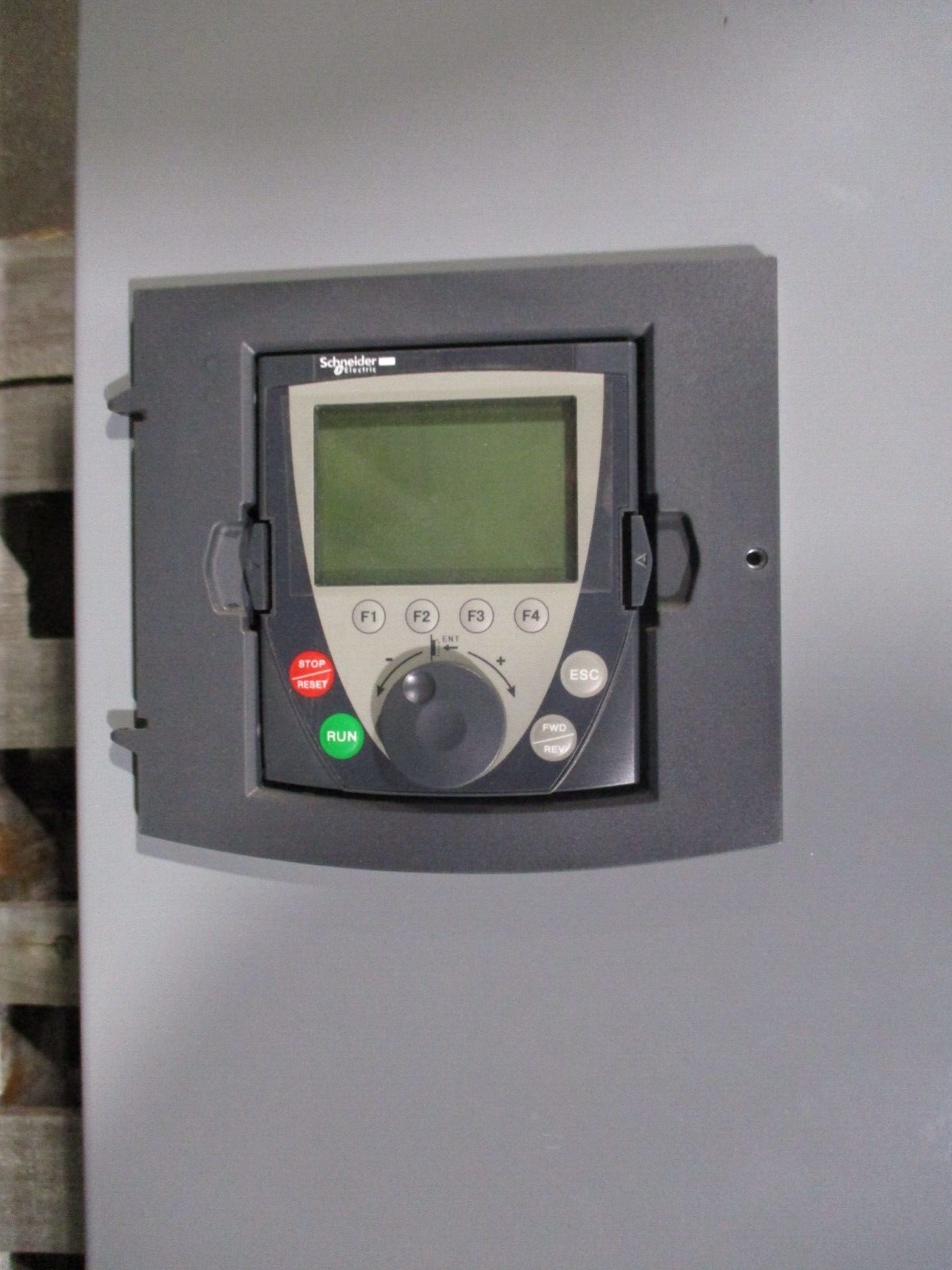Square D E-Flex Altivar AC Drive w/ Bypass 8839 EFDRG4VY Ser. B 75HP 3Ph Used