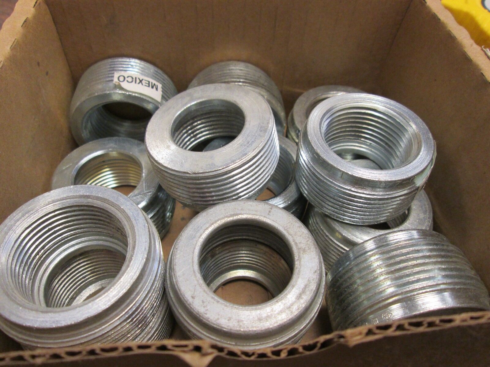 Misc Brands Conduit Hub Reducer Size 1-1/2"-1" Lot of 13 New Surplus