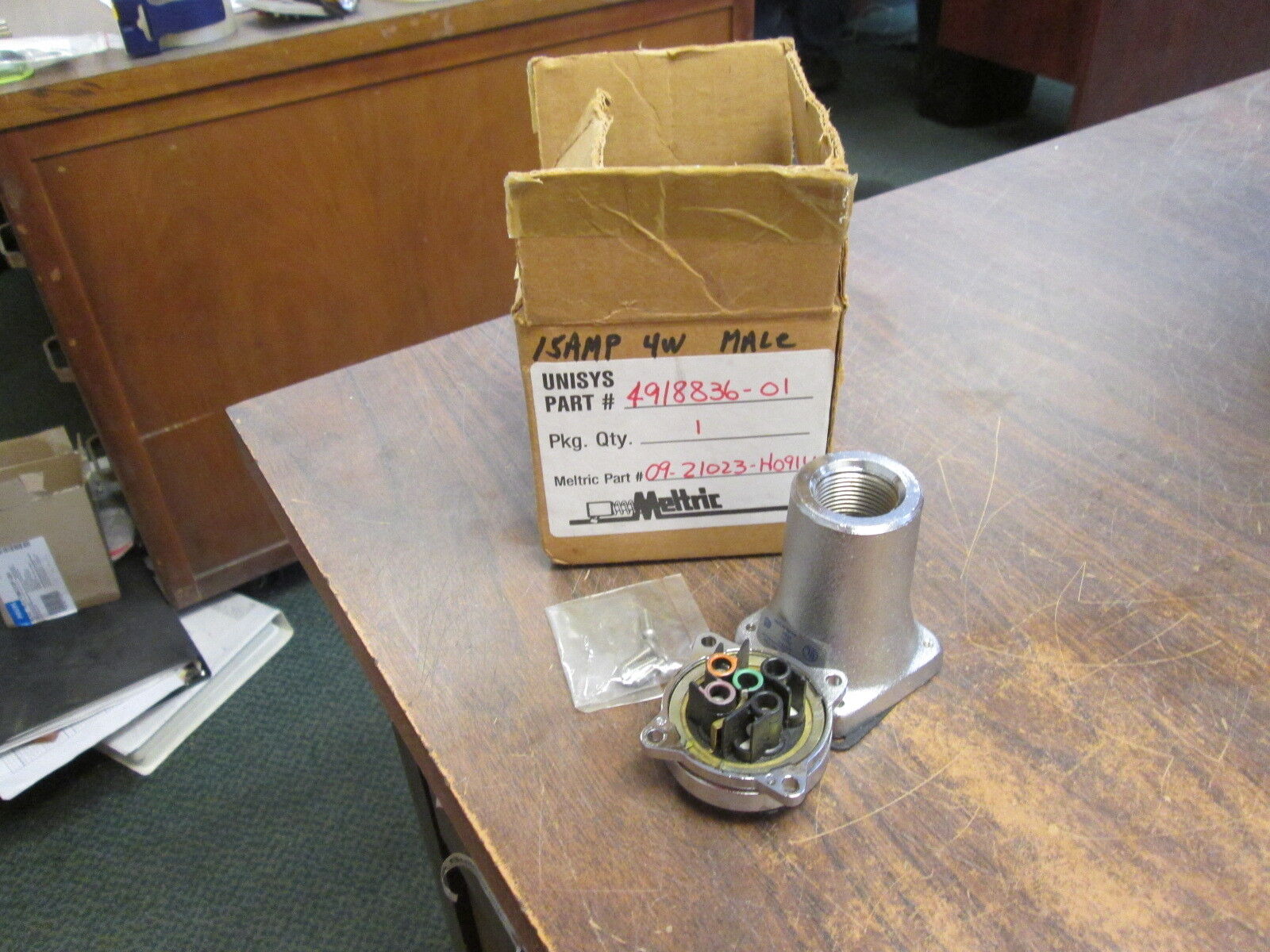 Meltric Plug 09-2113-H091U 15A 600V New Surplus