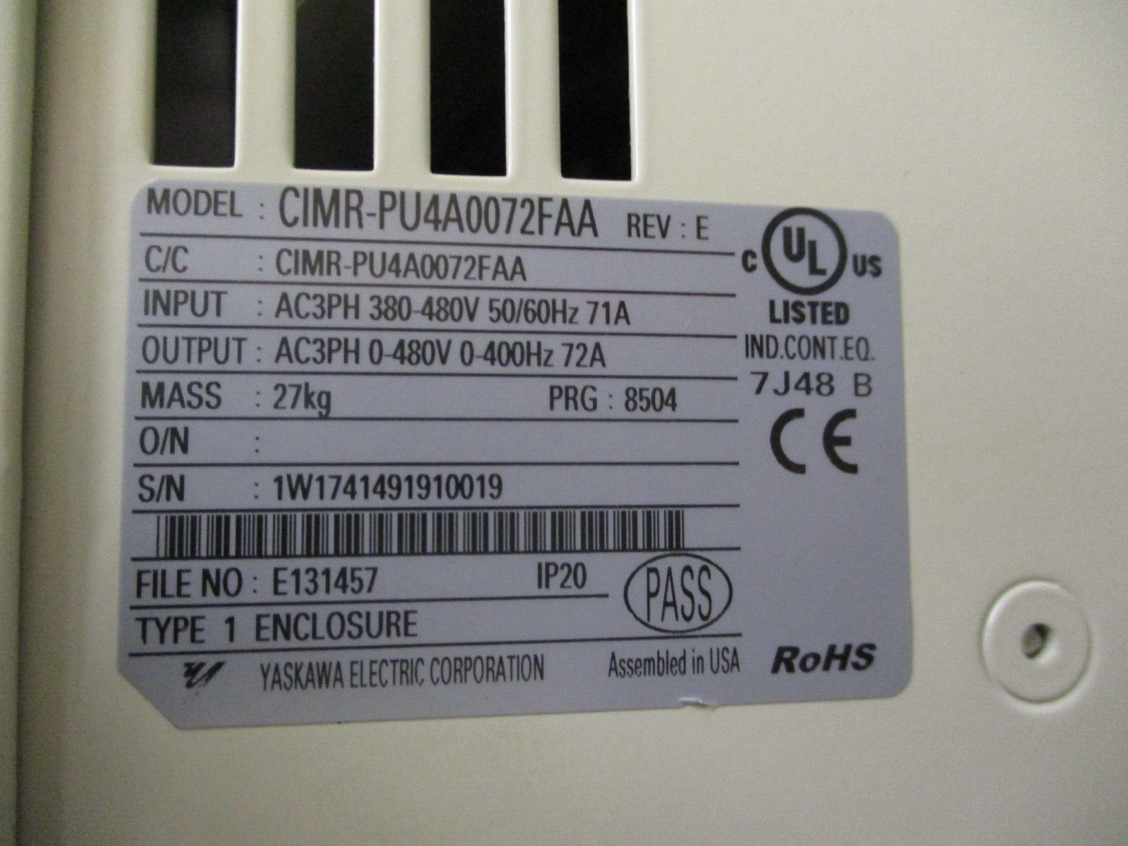 Yaskawa P1000 AC Drive CIMR-PU4A0072FAA Rev. E 50HP 3Ph w/ Keypad Used