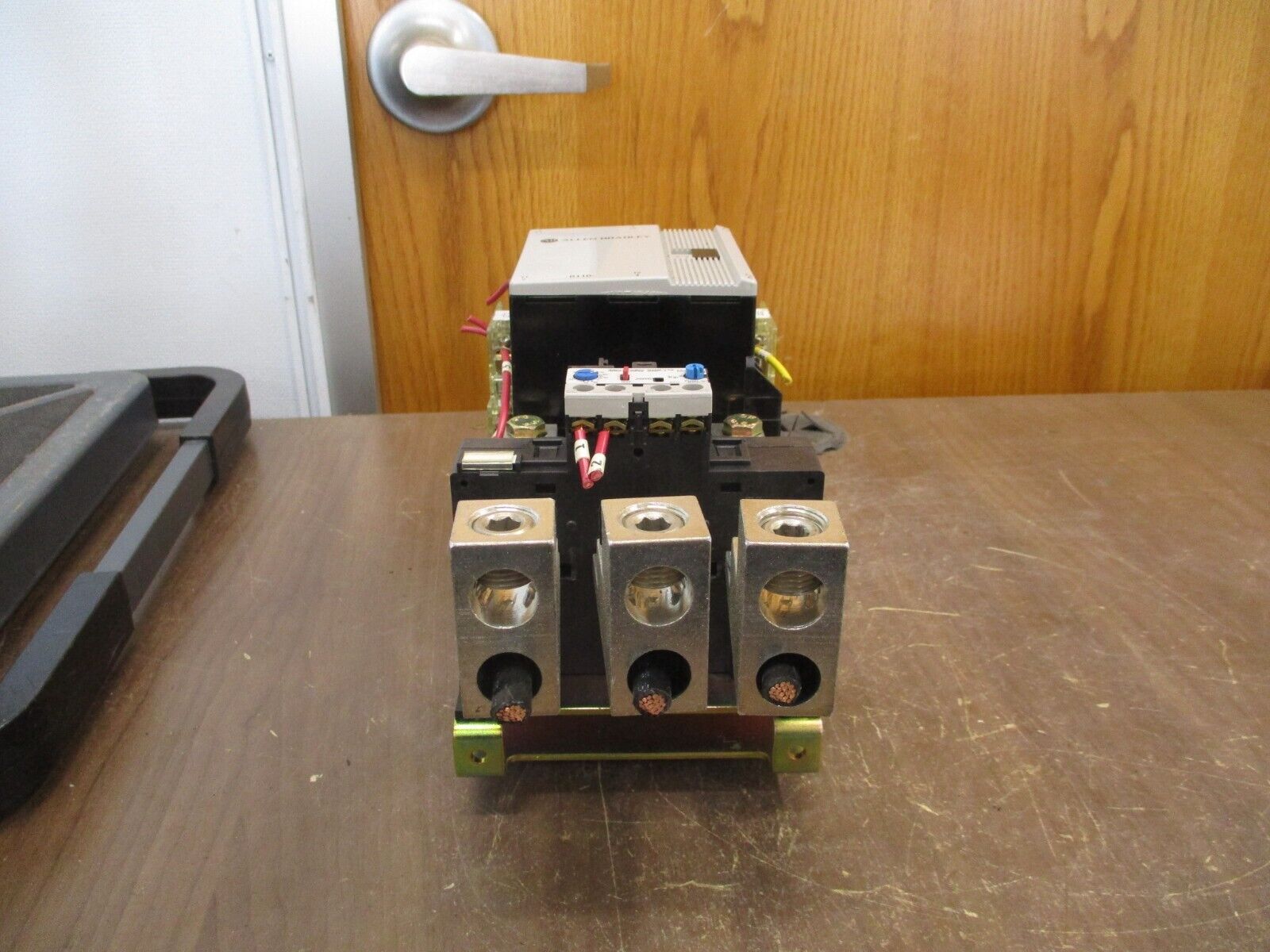 Allen-Bradley Starter 100-B110N*3 / 193-A5L4 120V Coil Trip: 66-110A 600V Used