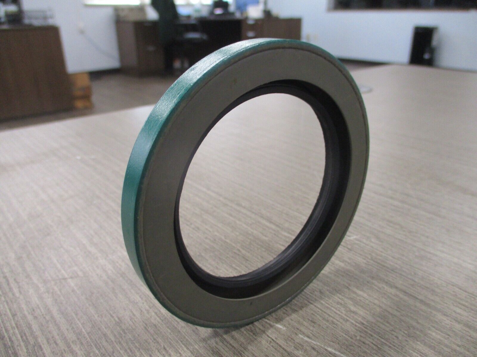 CR Joint Radial Oil Seal 27452 * Lot Of 2* New Surplus