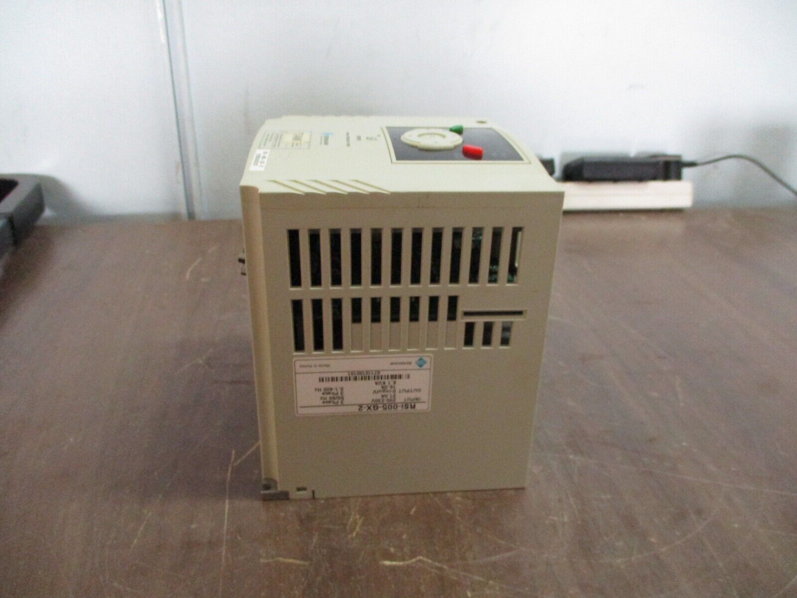 Benshaw RSi GX Series AC Drive RSi-005-GX-2 5HP 3Ph Used