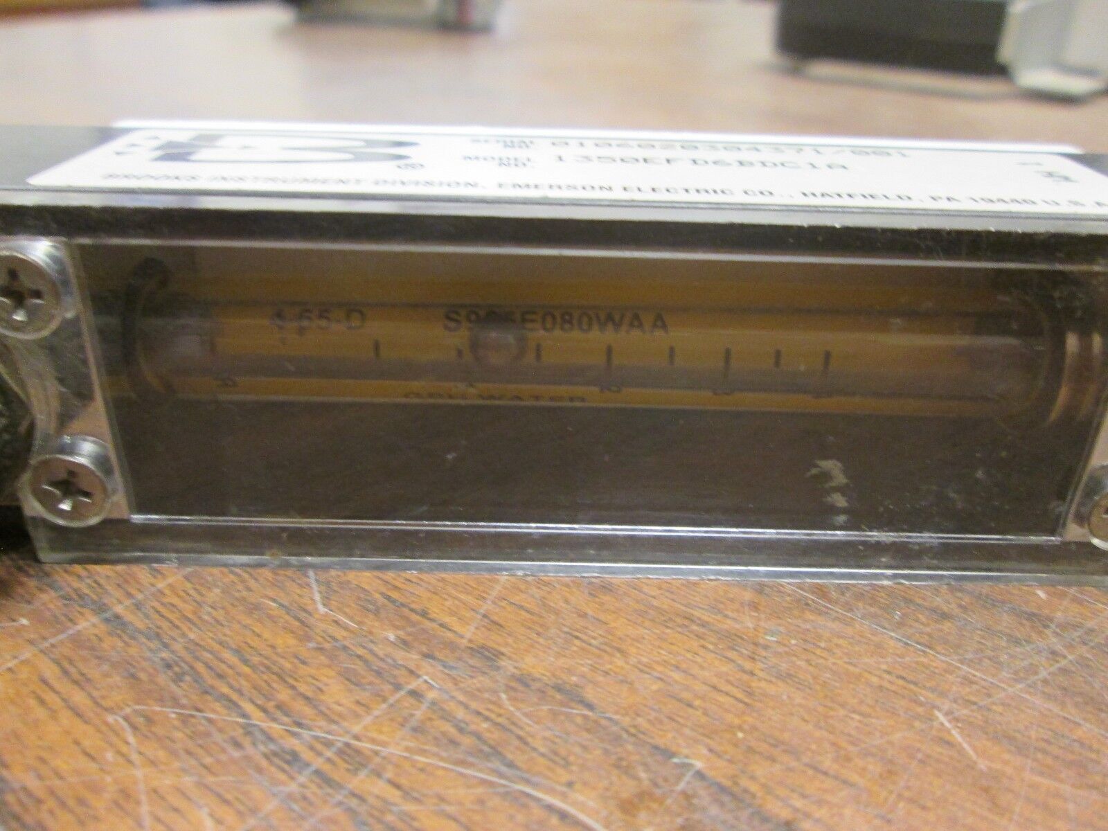 Brooks Instrument Flow Meter 1350EFD6BDC1A 200 PSIG Used