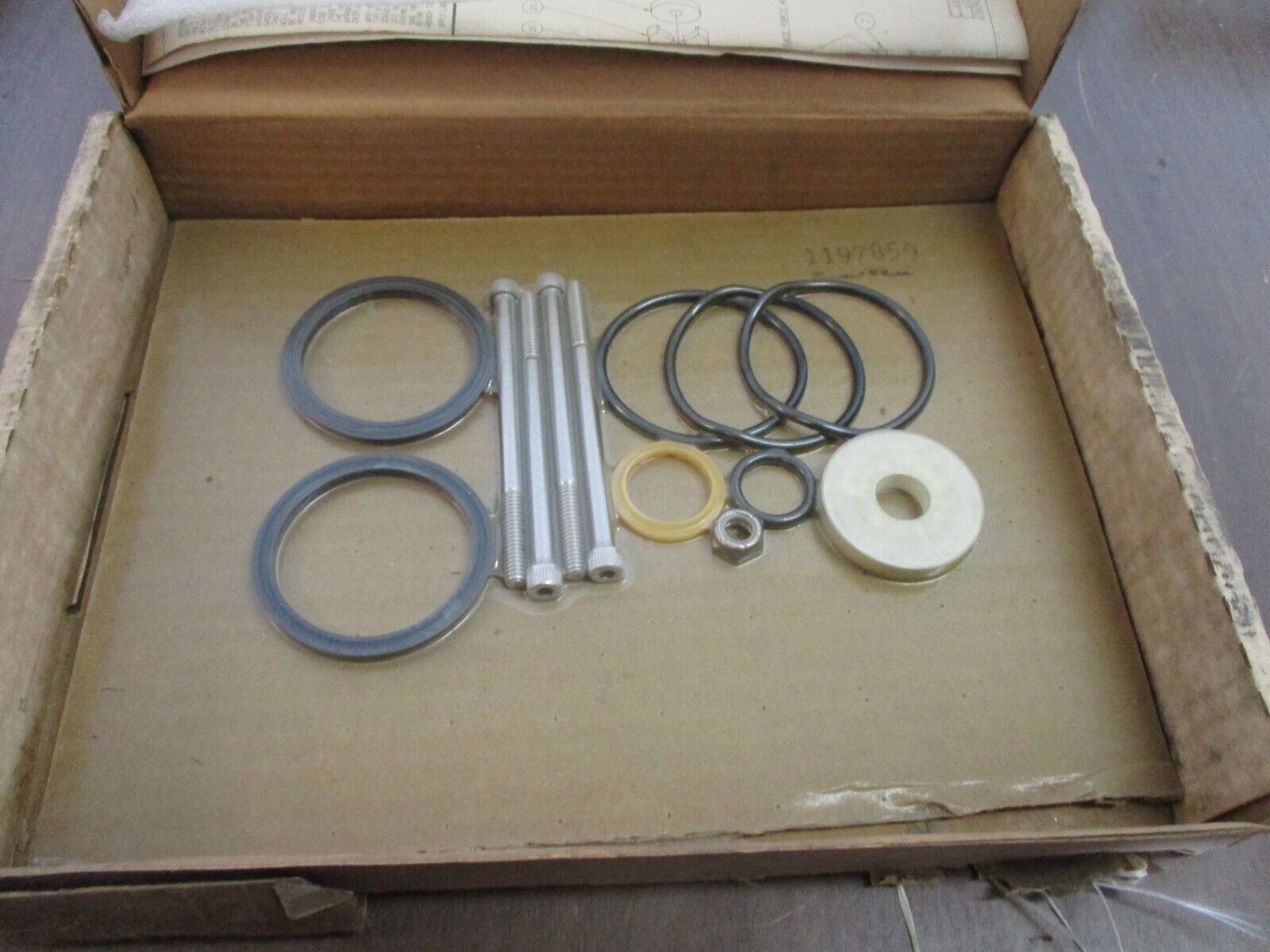 Pneumatic Products Exhaust Valve Repair Kit 1197859 New Surplus