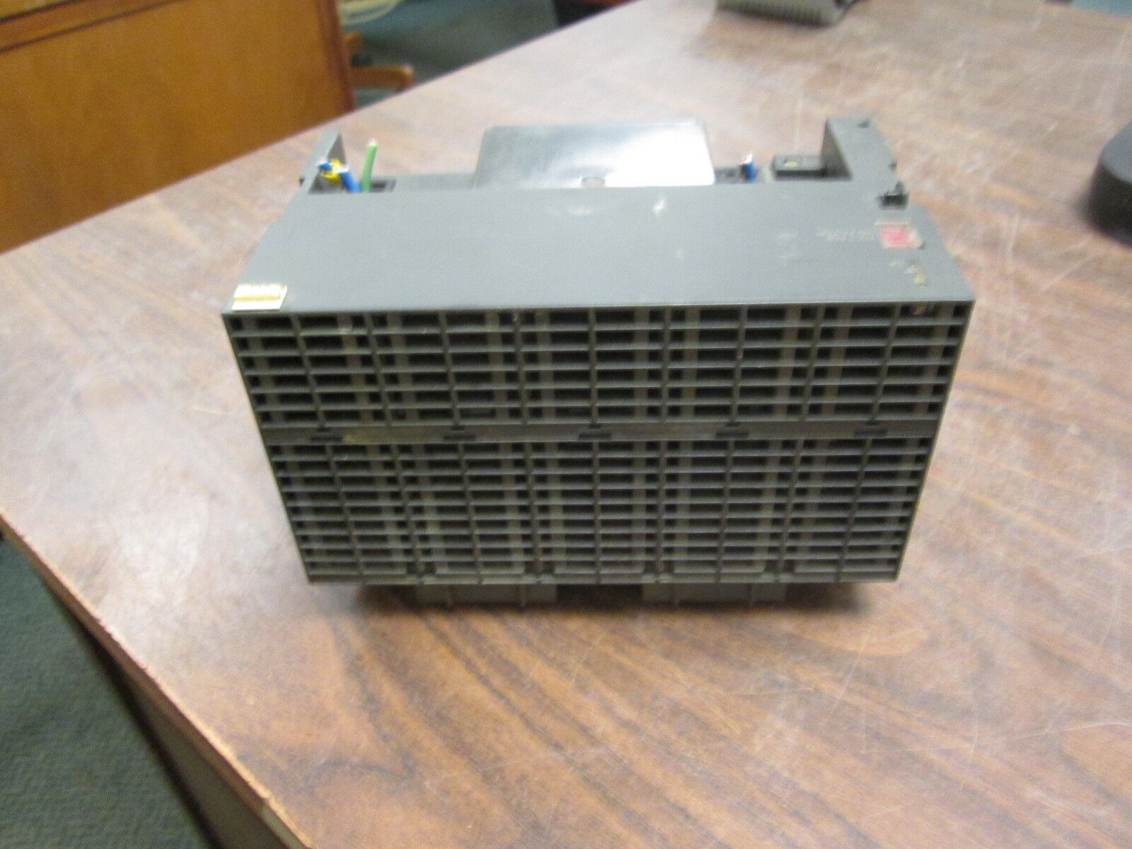 Siemens SITOP Power 10 Power Supply 6EP1 334-1SL11 Used