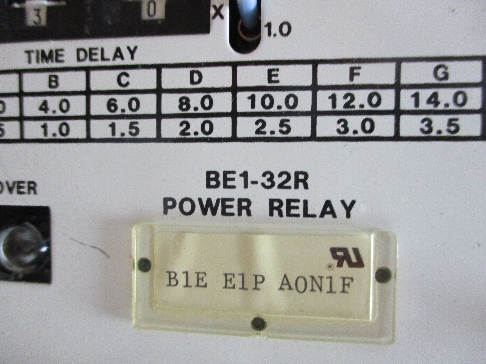 Basler Electric BE1-32R Power Relay BE1 E1P A0N1F *Cracked Cover* Used