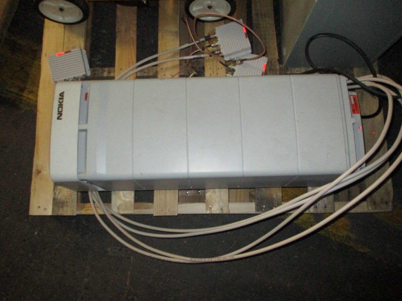Nokia Edge Metrosite Assembly BTS w/ (4) CVSB Modules Used