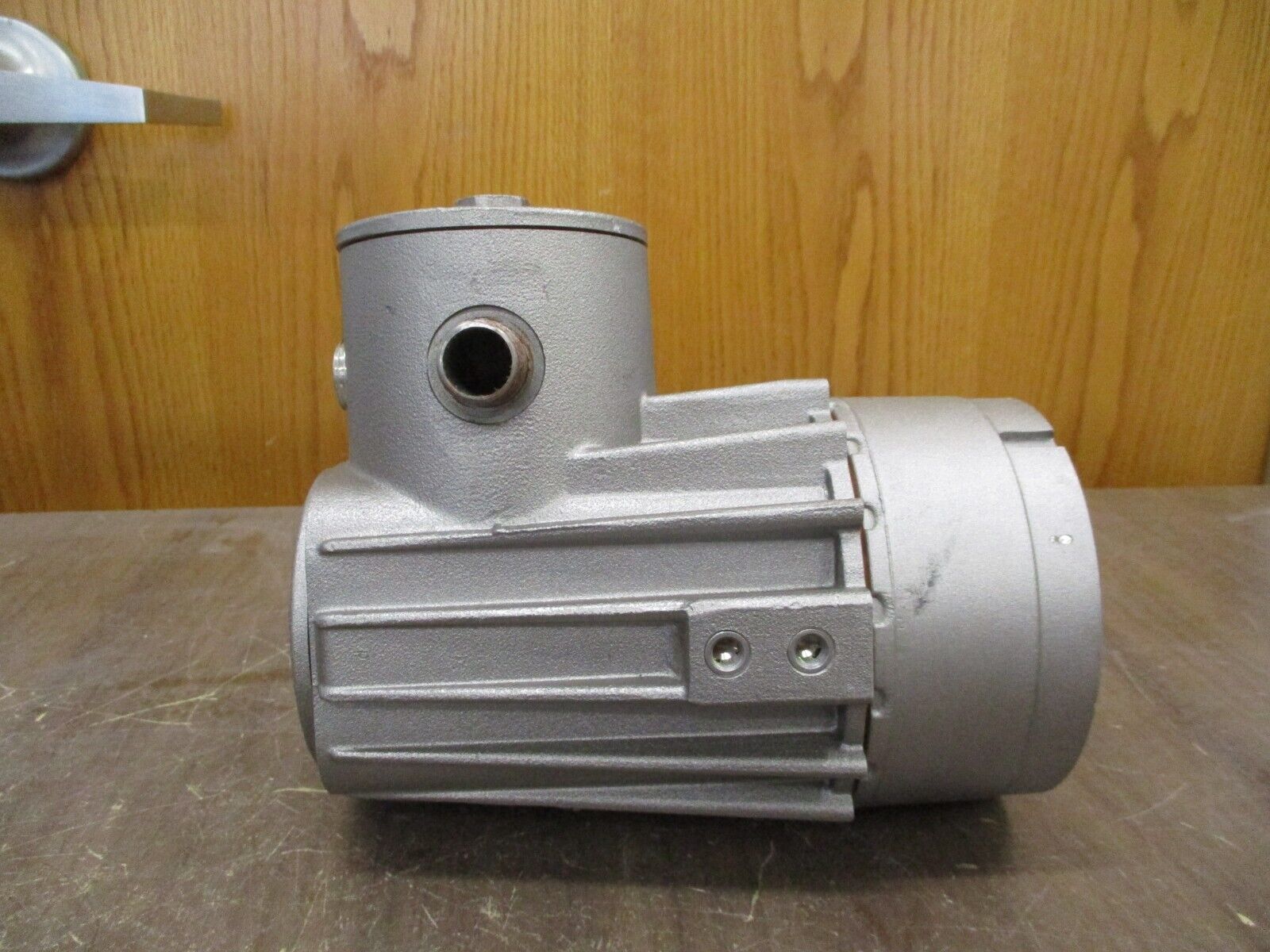 Lumiglas Explosion Proof Lighting Fixture USL08-EX 120V Used