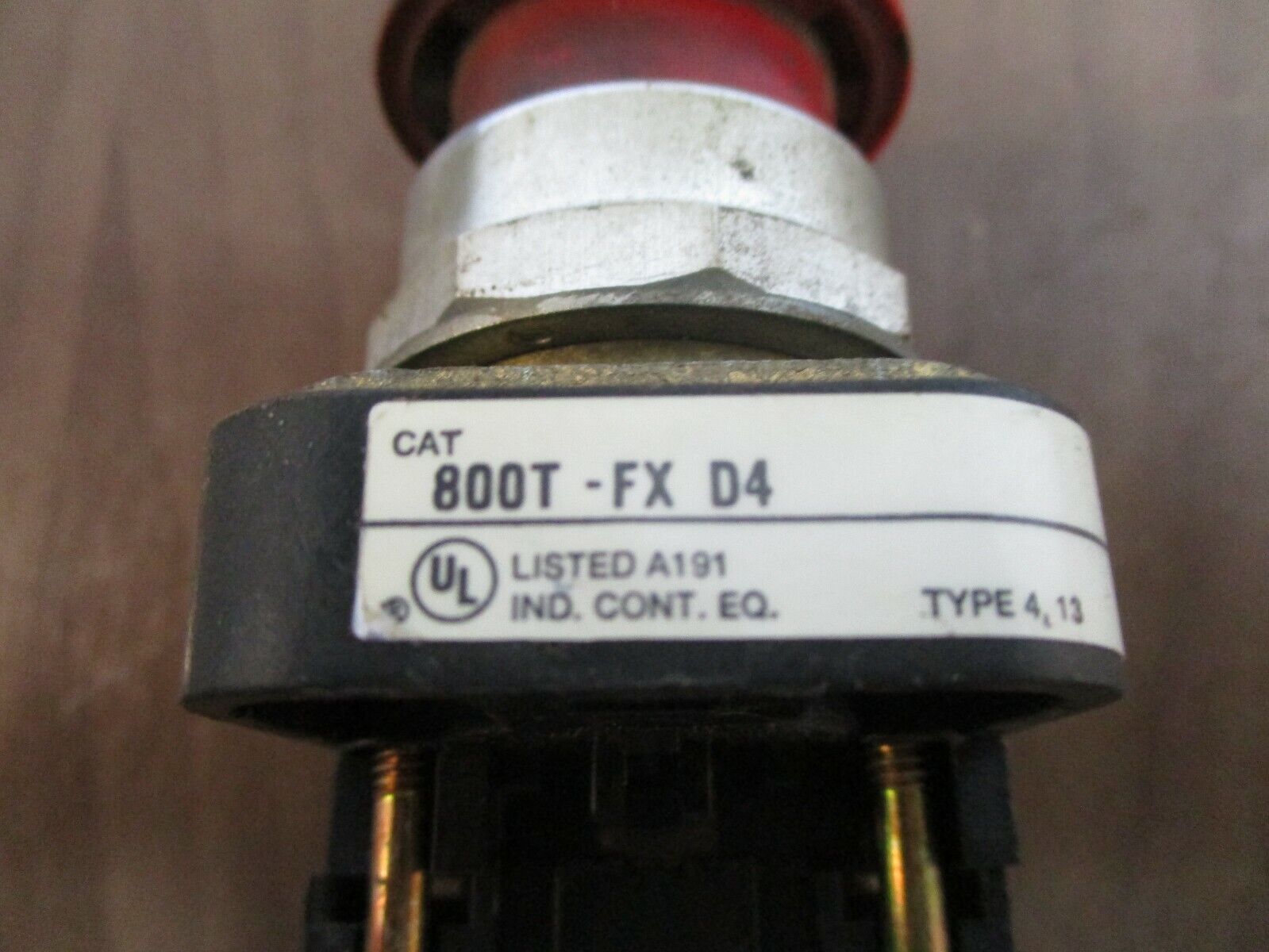 Allen-Bradley Mushroomhead Push Button 800T-FX D4 Ser. T Red Used