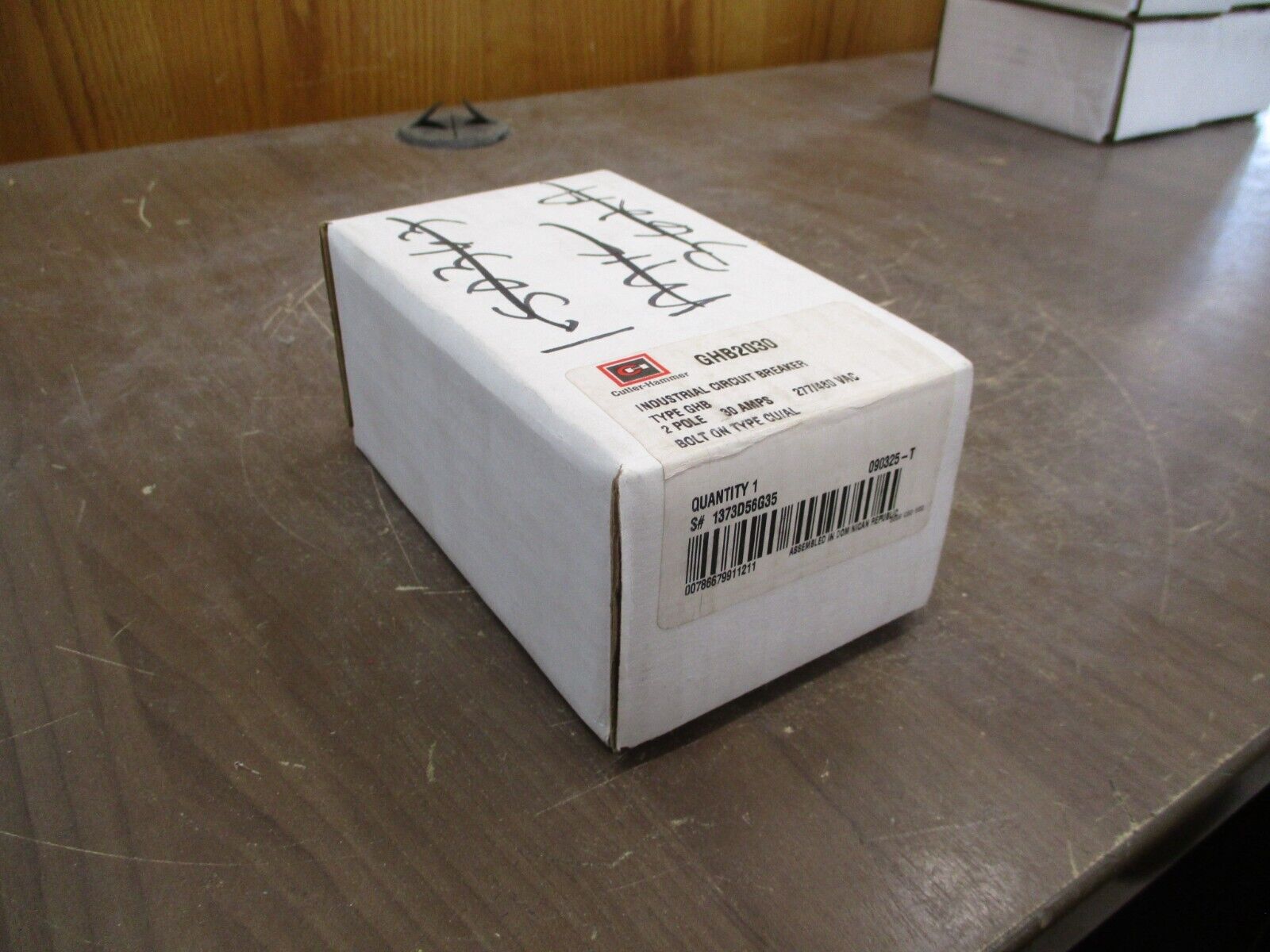 Cutler-Hammer Bolt-On Circuit Breaker GHB2030 277/480V 30A 2P New Surplus